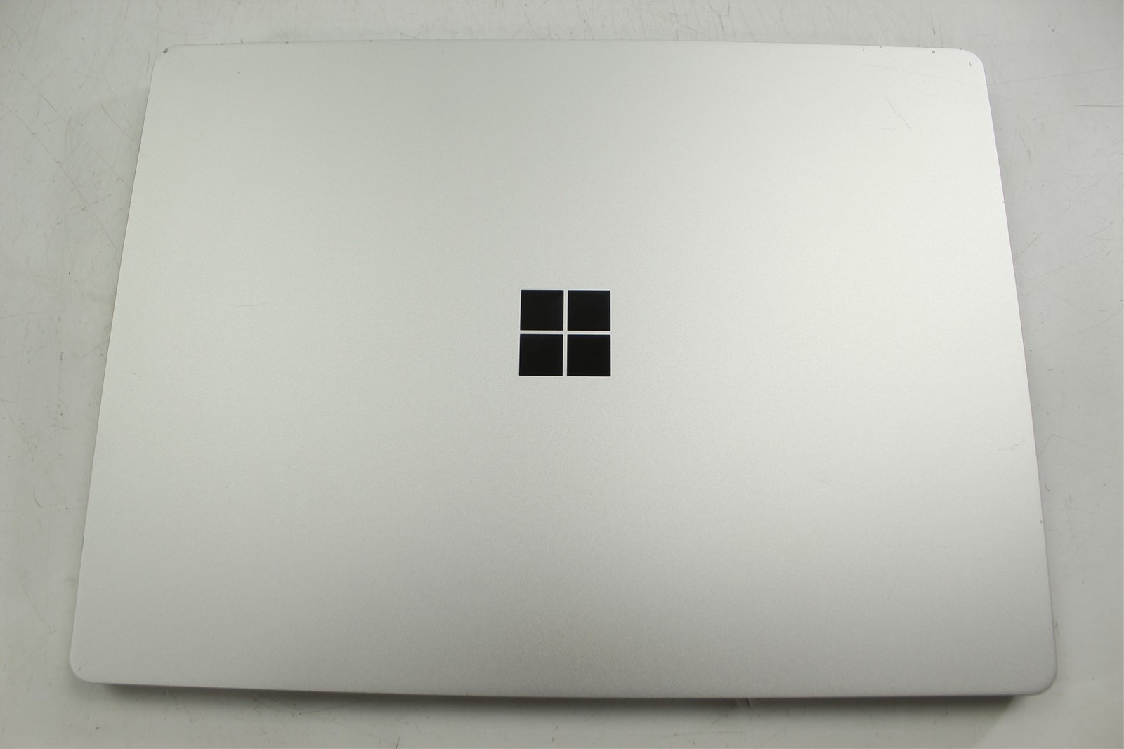Microsoft Surface Laptop Go 2 2013 12.4″ i5-1135G7 256GB SSD 16GB RAM W11H