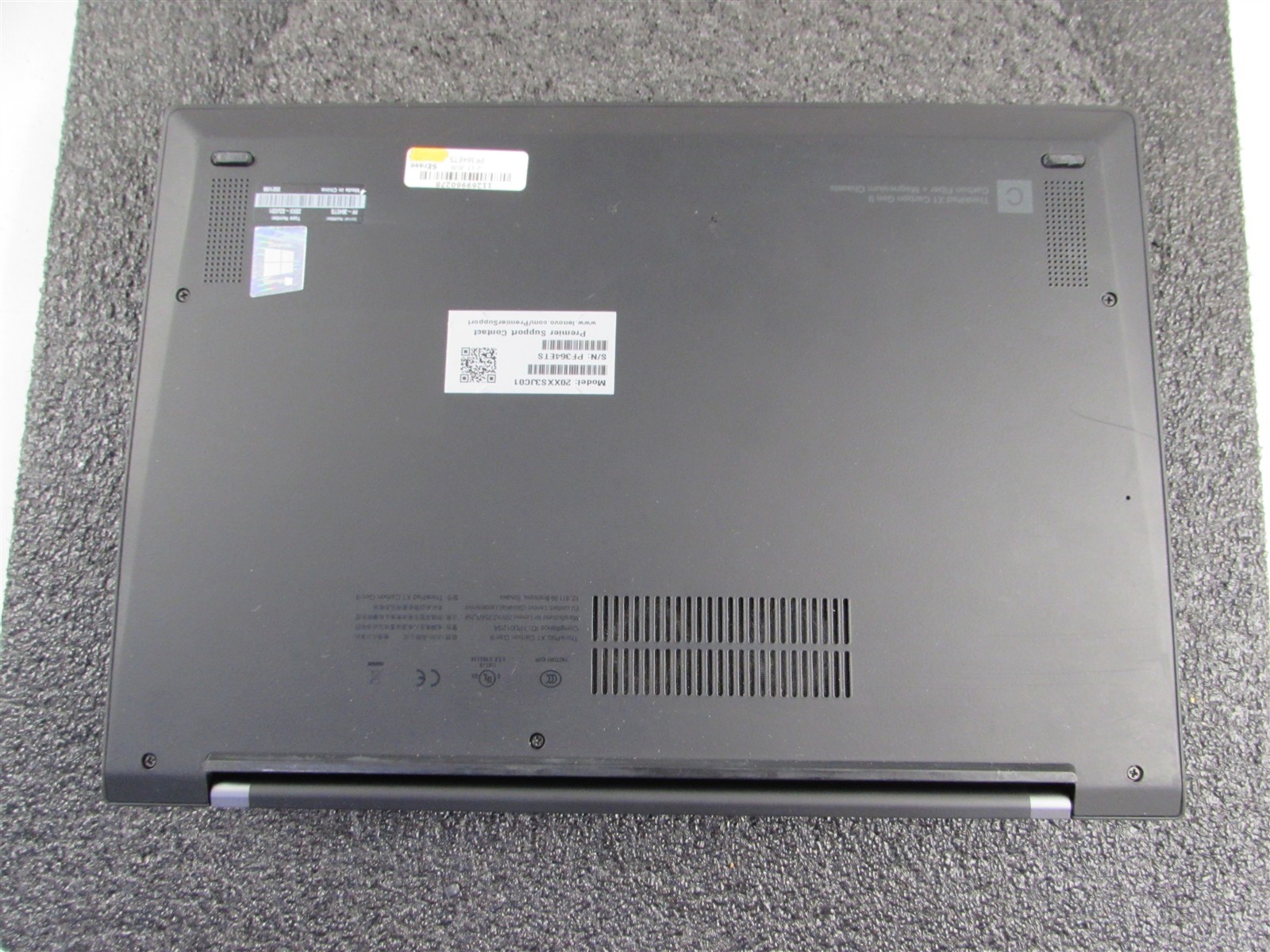 LENOVO THINKPAD X1 CARBON (9TH GEN) CORE I7-1185G7 512GB SSD 16GB RAM NO O.S