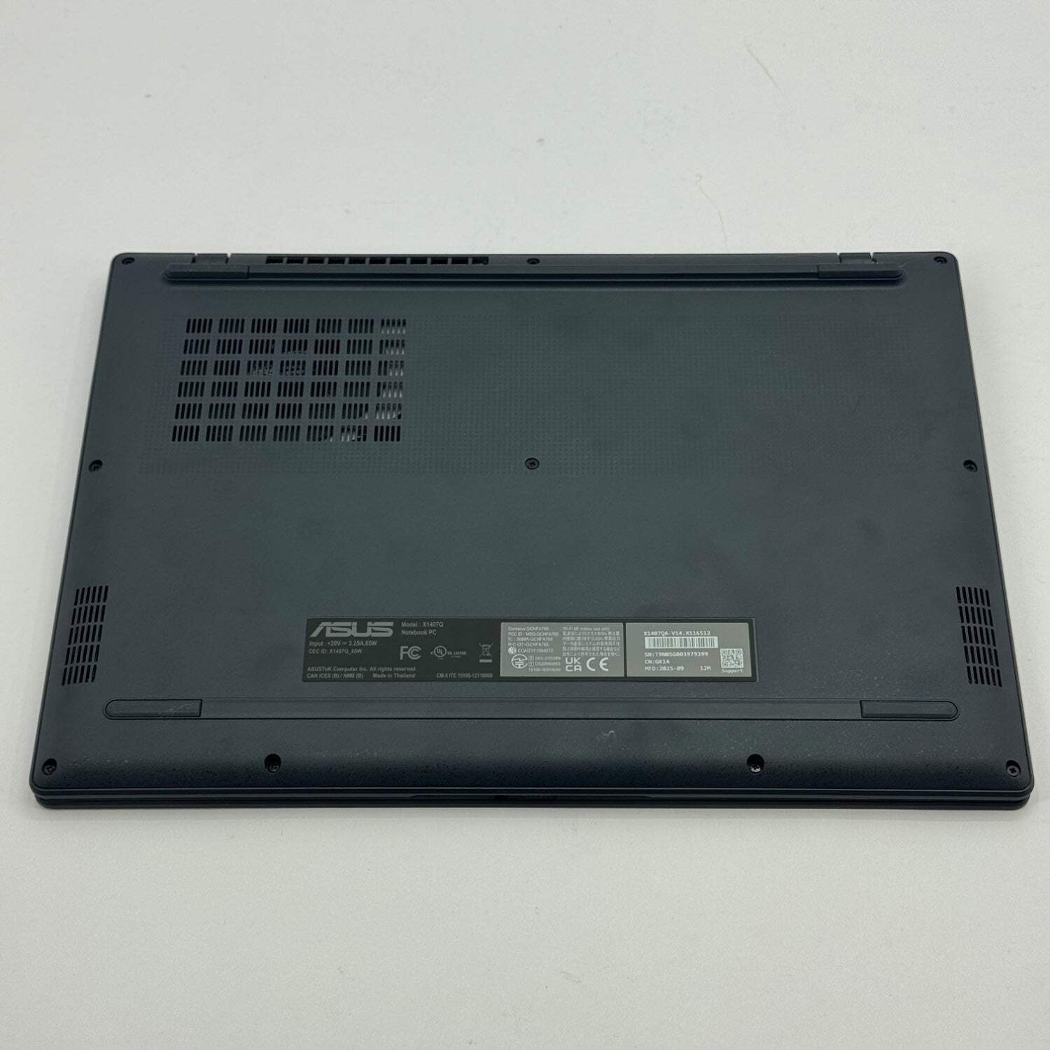 Asus Vivobook 14 X1407QA 14″ Snapdragon X 2.9GHz 16GB RAM 512GB SSD