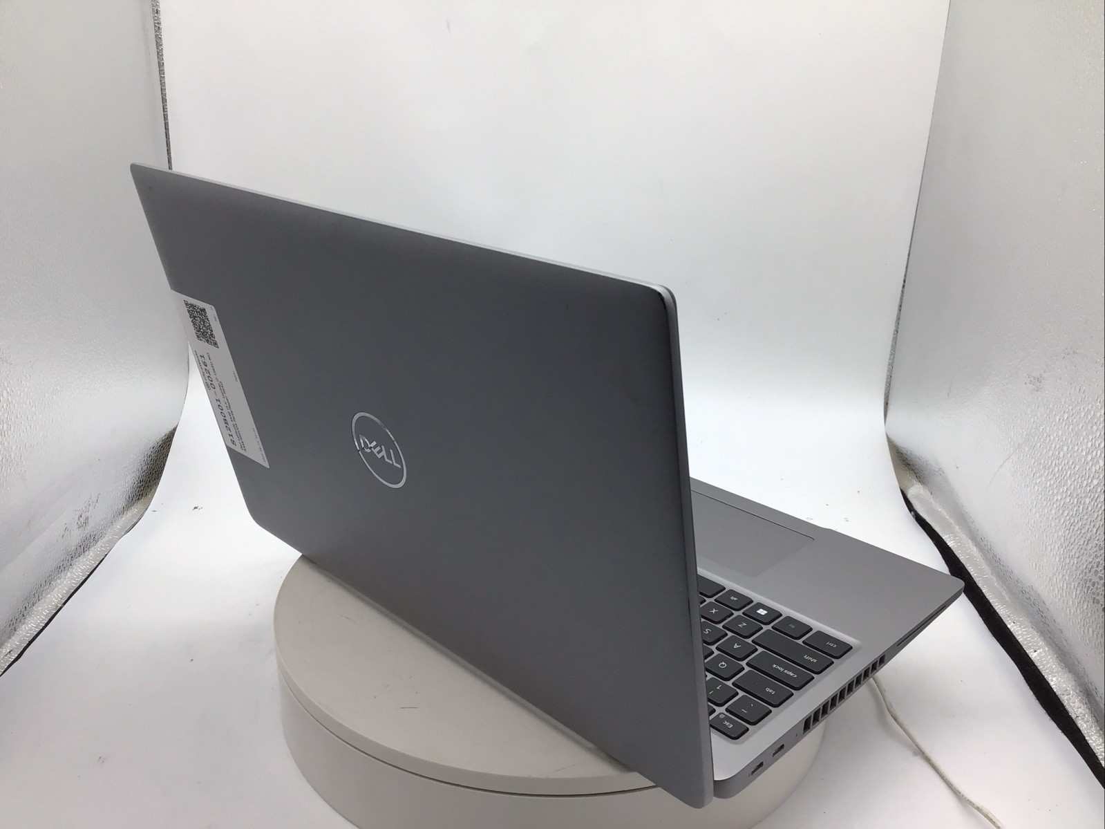Dell Latitude 5540 15.6″ Laptop i7-1365U NO RAM/SSD/OS Parts/Repair READ