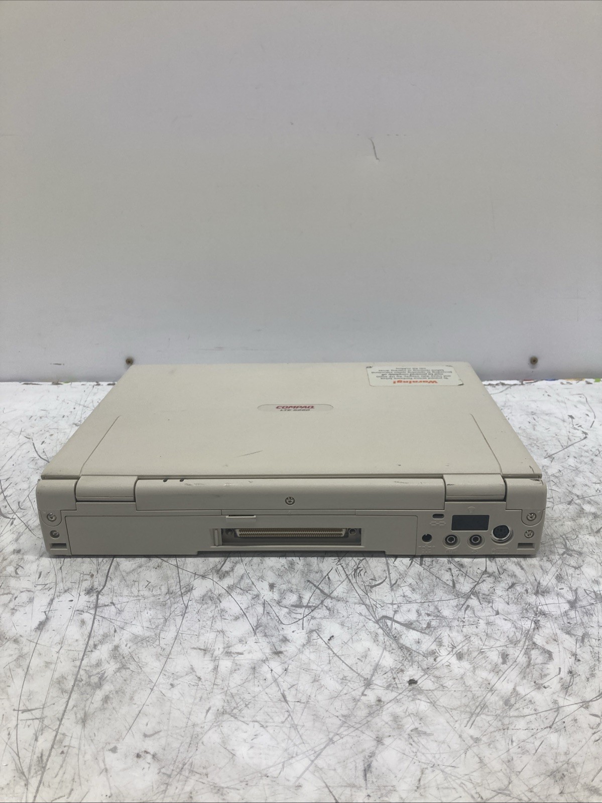 Compaq 2880H Intel Pentium 120MHz 16MB No HDD Boot to BIOS