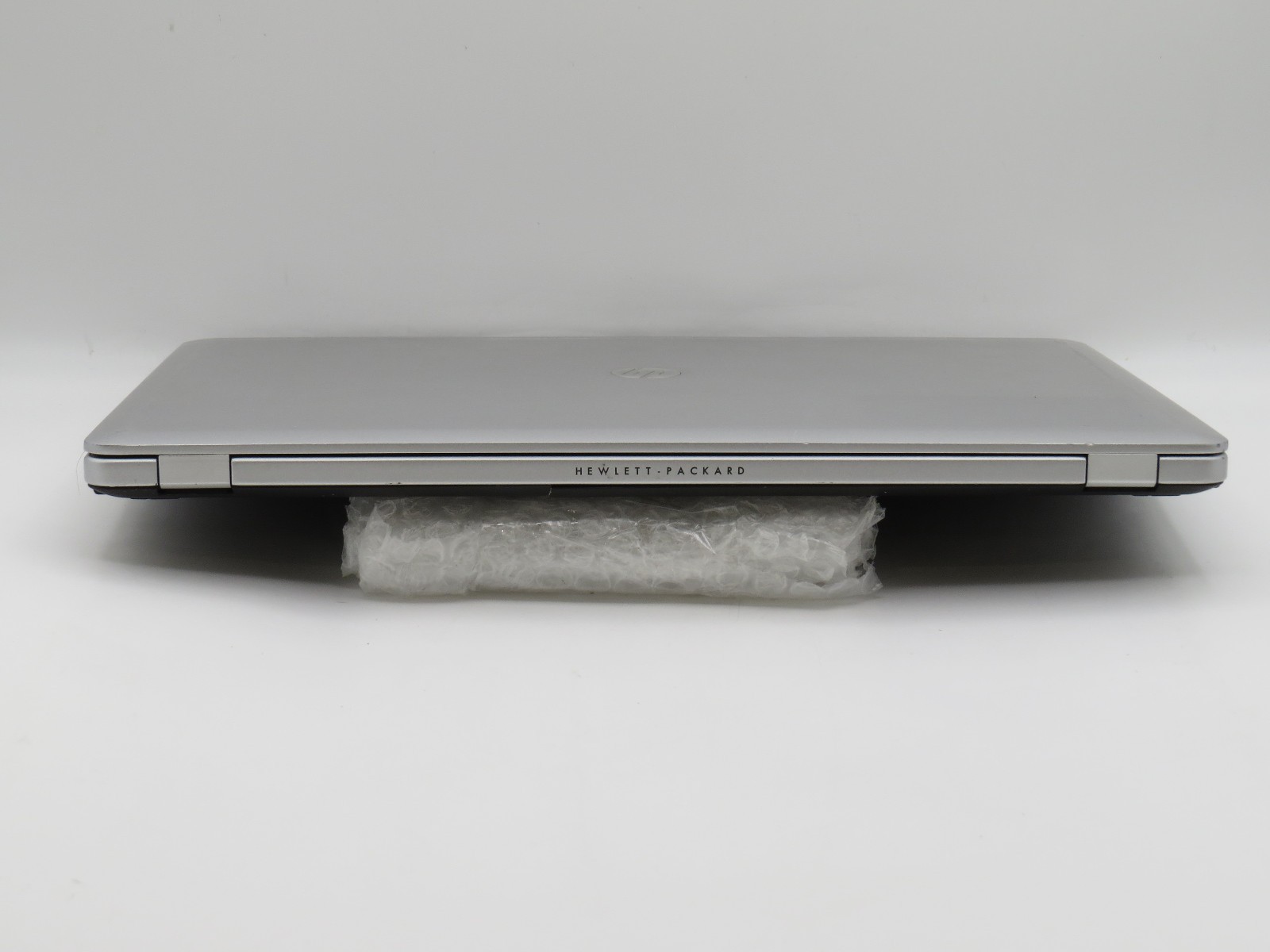 HP EliteBook Folio 9480m i5-4310U @ 2GHz 8GB DDR3 119GB m2 14″ No OS