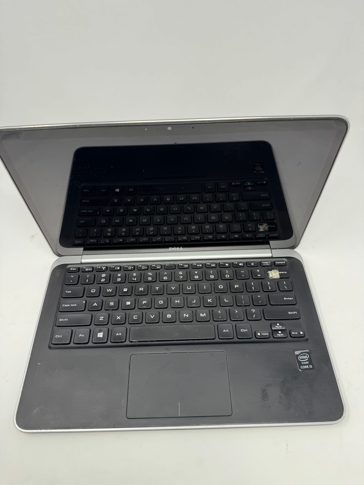 Dell XPS 13 9333 i5-4210U 8GB No HD Intel Integrated Touchscreen No Battery