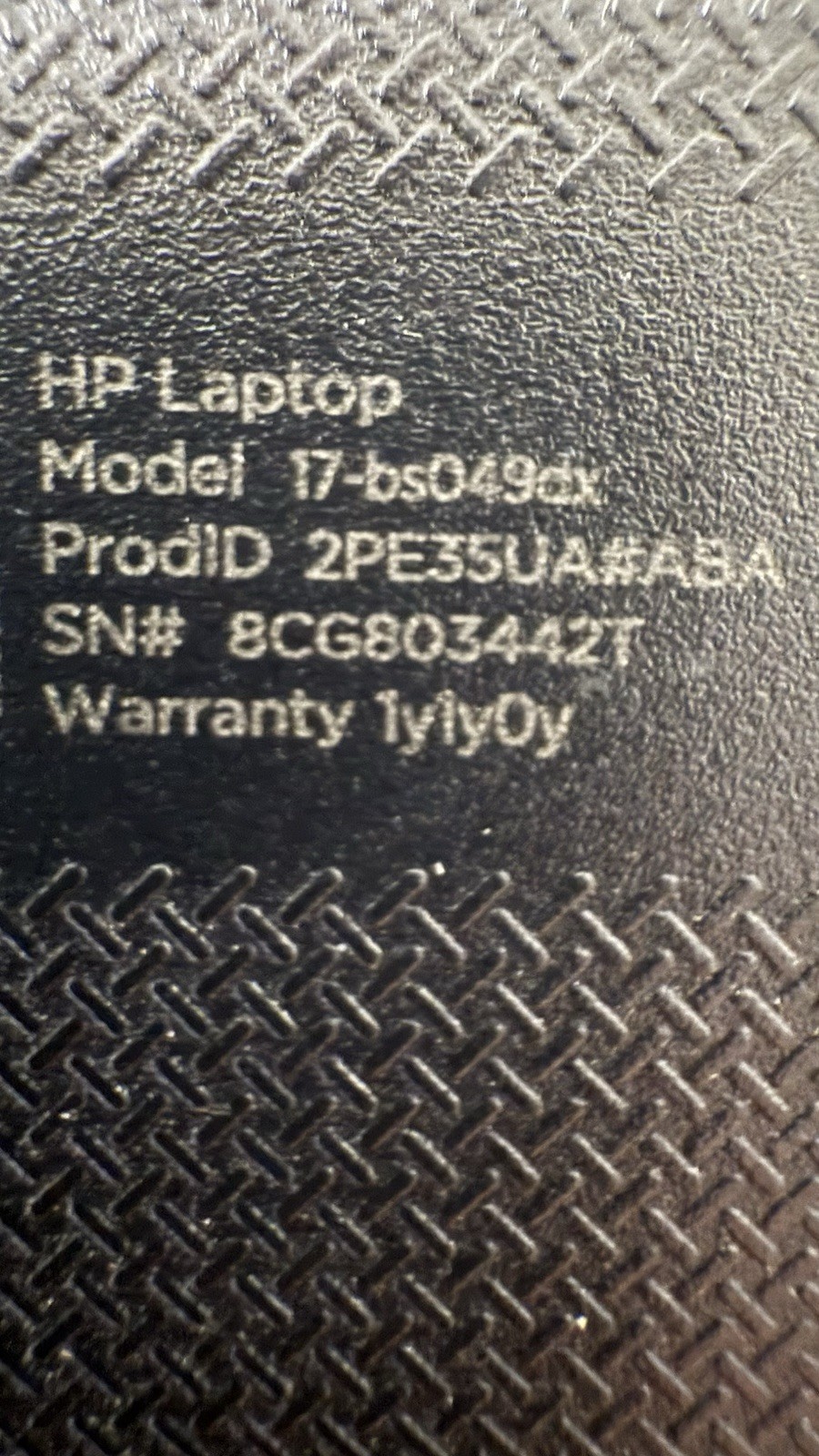 17.3″ HP PAVILION 17-BS049DX INTEL CORE i5-7200U 2.50GHZ No DDR, HHD, Adapter