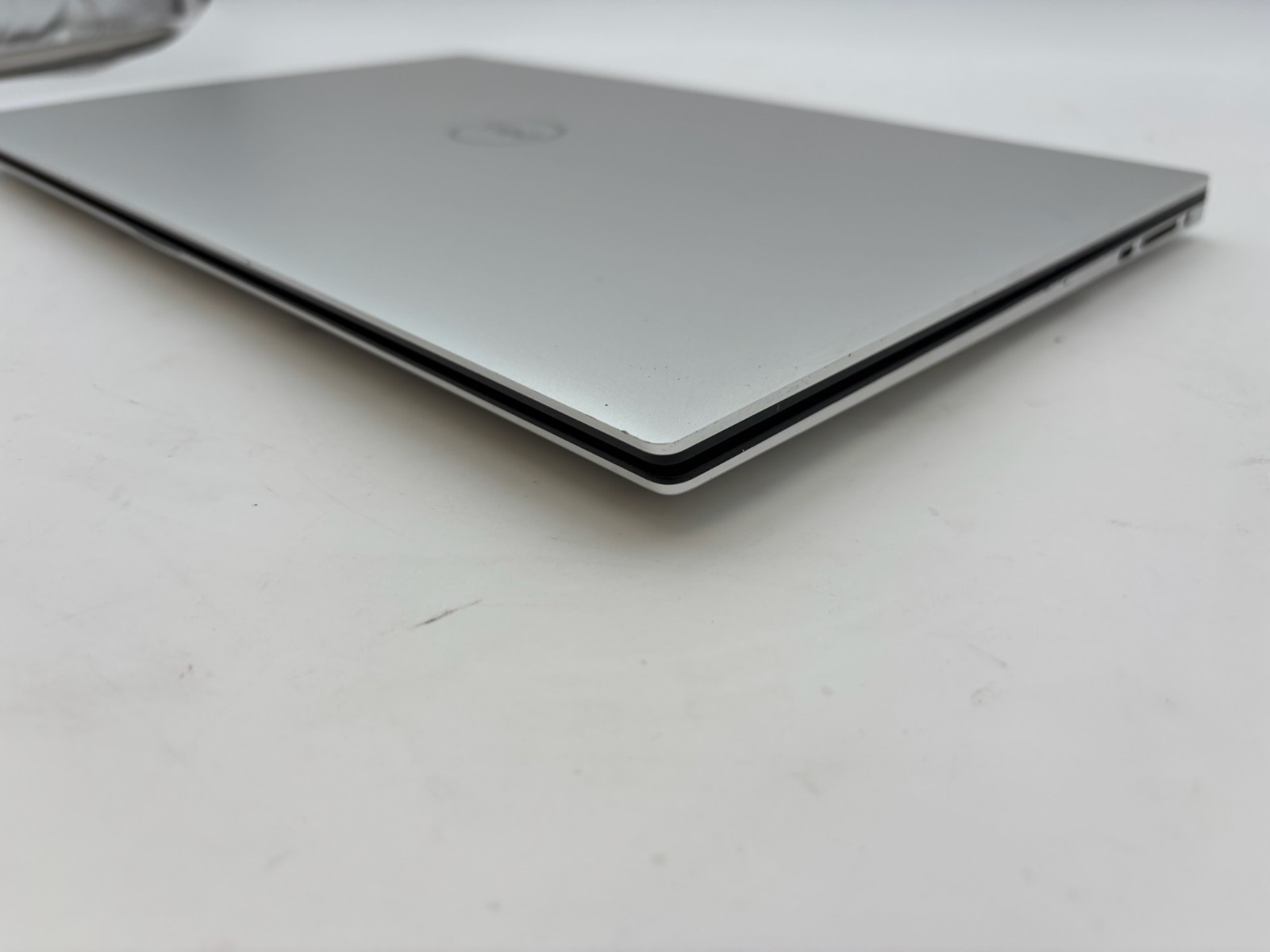 Dell XPS 15 9510 15.6″ 1 TB SSD 64 GB RAM i7-11800H RTX 3050 Windows 11 Pro