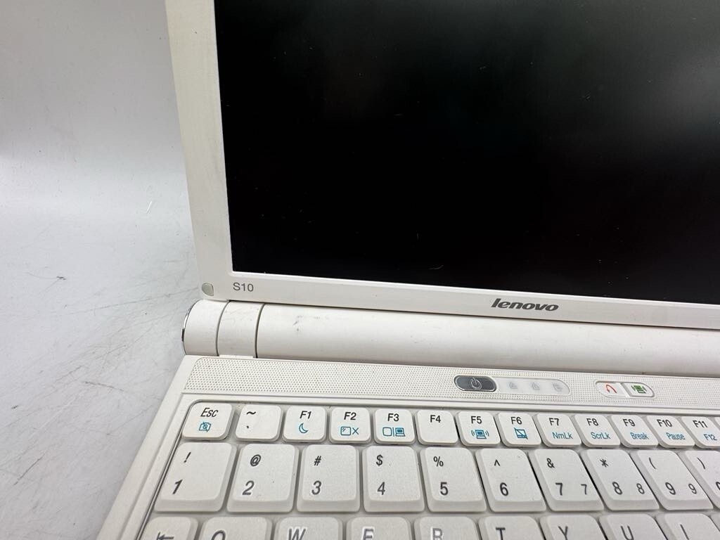 Lenovo IdeaPad S10 4231 Red Powers on , Partially Tested NO POWER SUPPLY