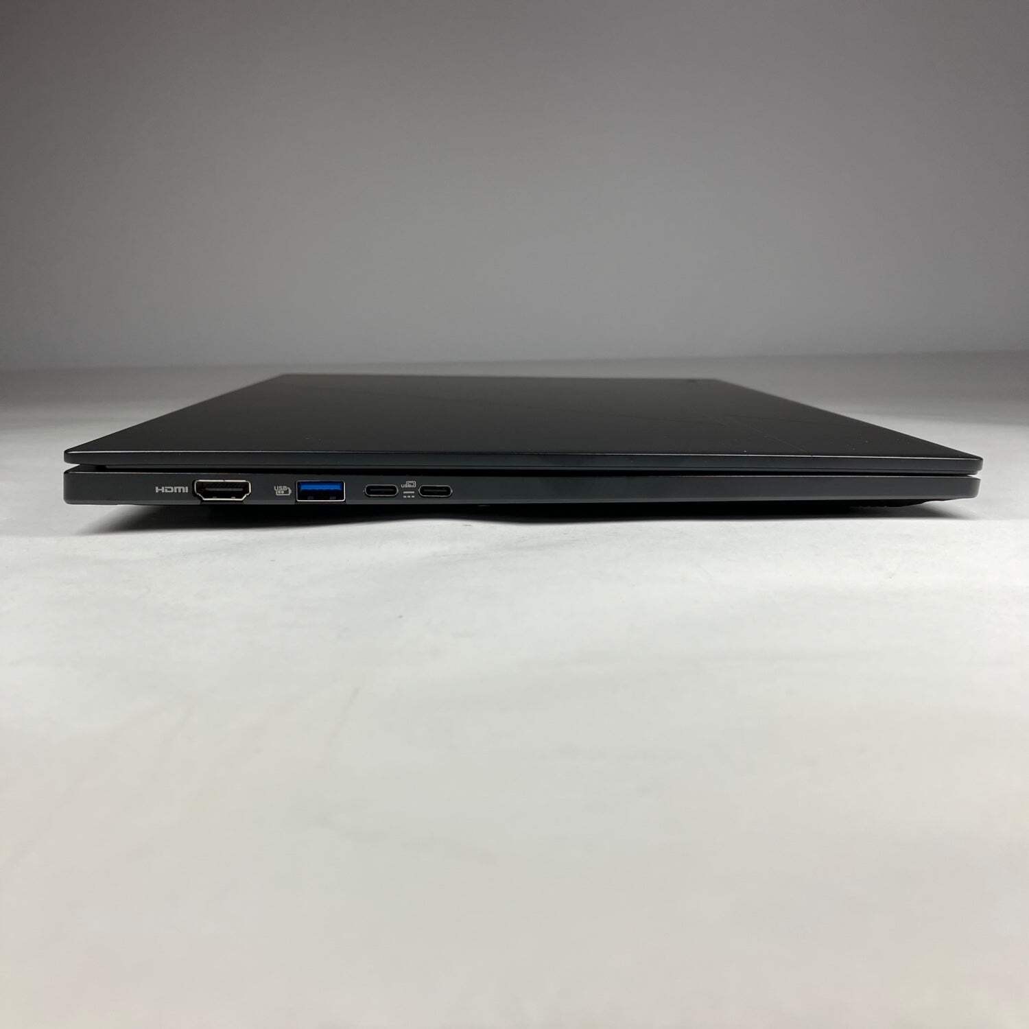 New Acer Swift Go 16 AI SFG16-A71T-R87F 16″ AI Ryzen 9 465 32GB RAM 1TB SSD