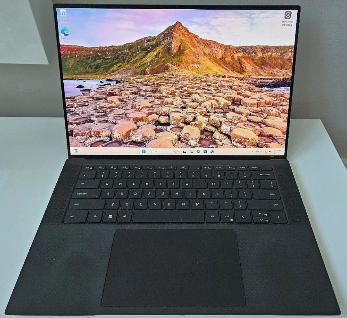 Dell XPS 9510 15.6″ i9-11900H, 32GB DDR4, 1TB SSD RTX 3050 ti 4K UHD Win11 Pro