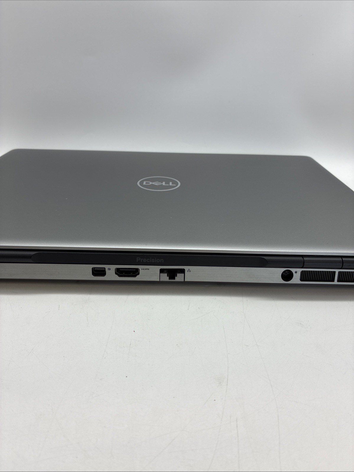 Dell Precision 7550 NVIDIA Quadro RTX 3000 2.4GHz Intel Core i9-10 32GB 512 (L2)