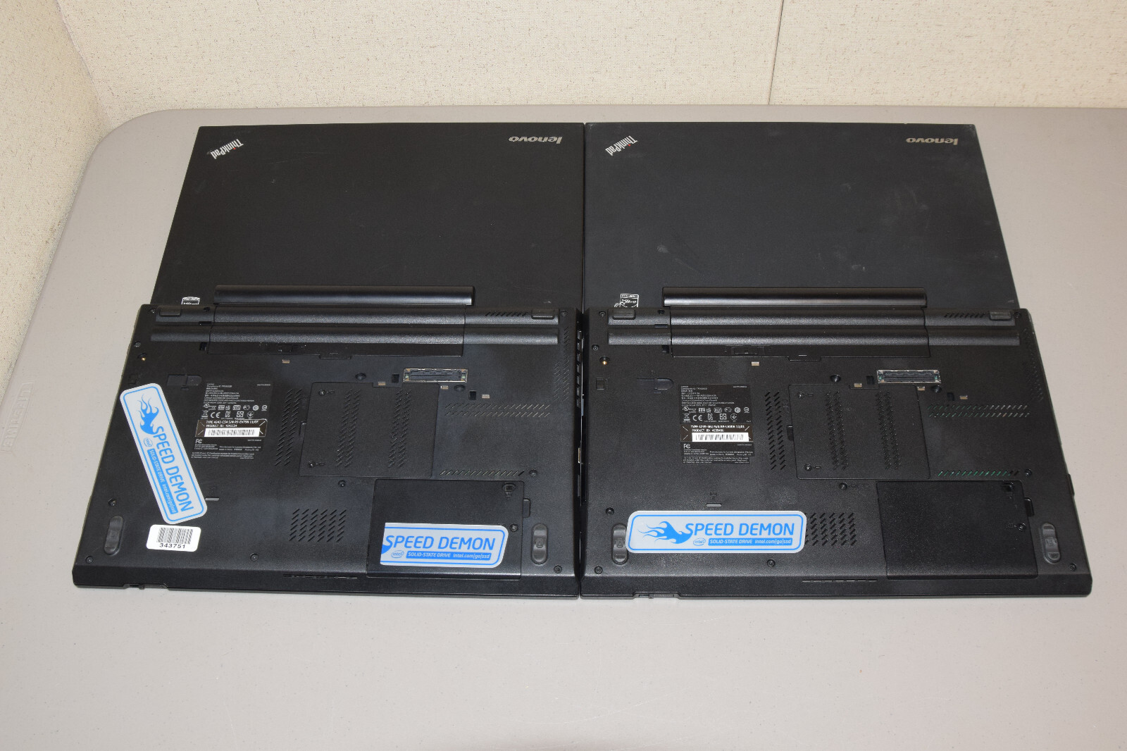 DEAD JUNK Lot 2 Lenovo Thinkpad T520 15.6″ Laptop Incomplete AS IS Parts Repair