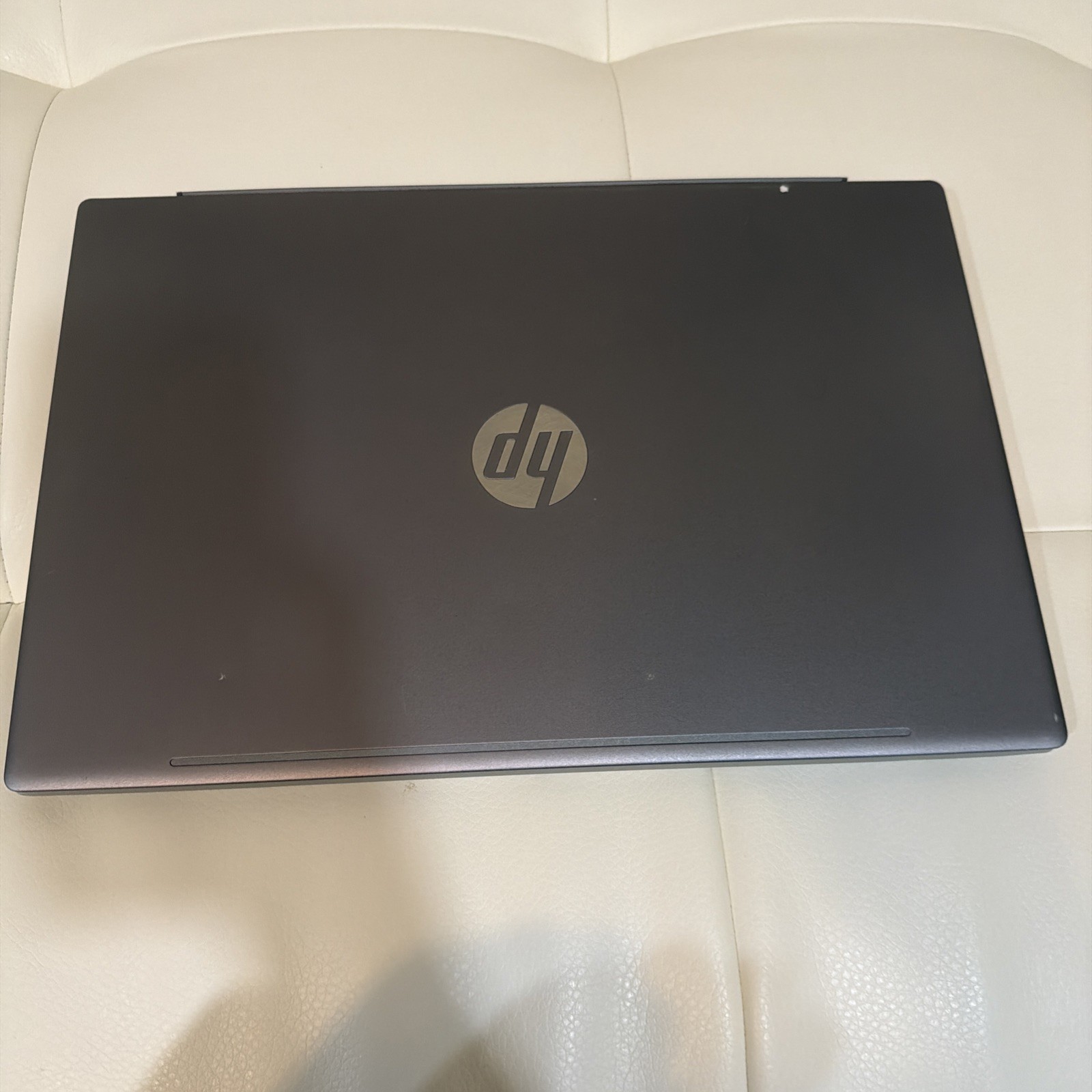 HP 15-EF2013DX 15.6″ Touch 8GB |256GB AMD Ryzen™ 5 3500U 2.10GHz WIN11H, Silver