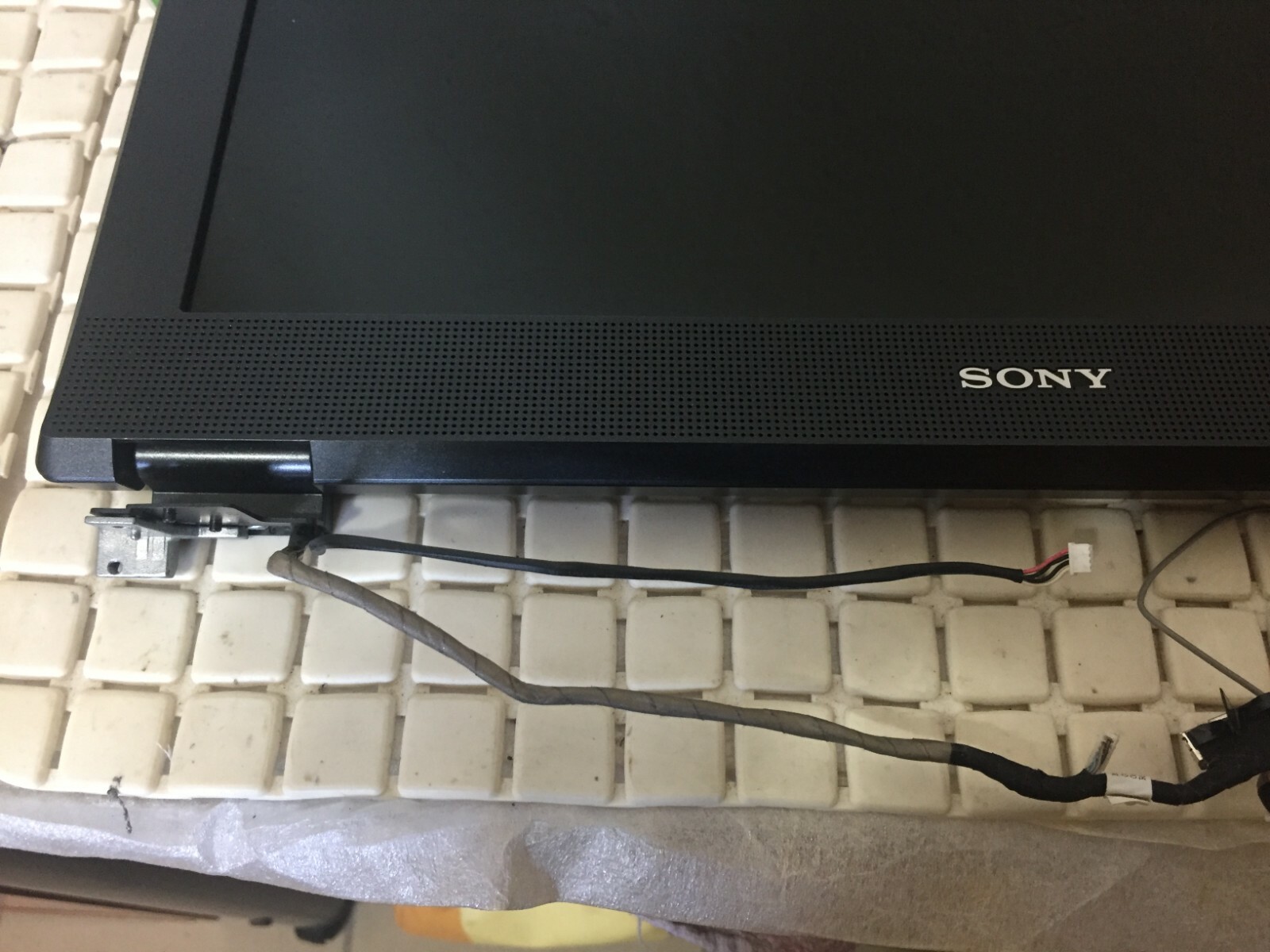 SONY VAIO PCG-8122M VGN-AR88E LCD + FRAME COVER WECAM FLAT HINGES
