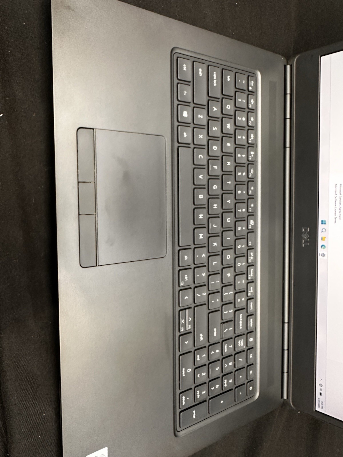Dell Precision 7750 17.3″ i5-10400H 2.6GHz 32Gb Ram 512Gb SSD Nvme. #08