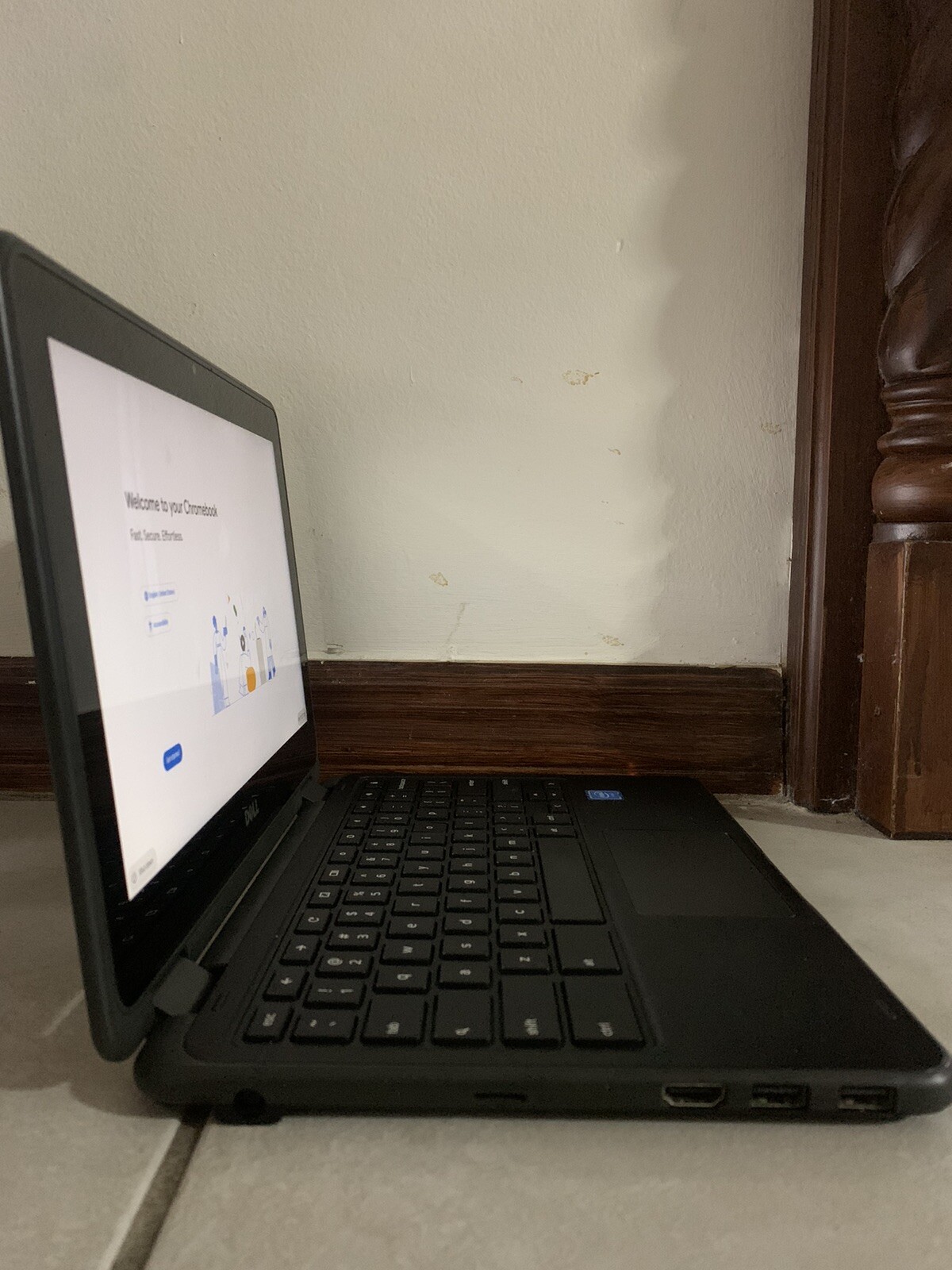 dell chromebook 11 3189 (With Charger)
