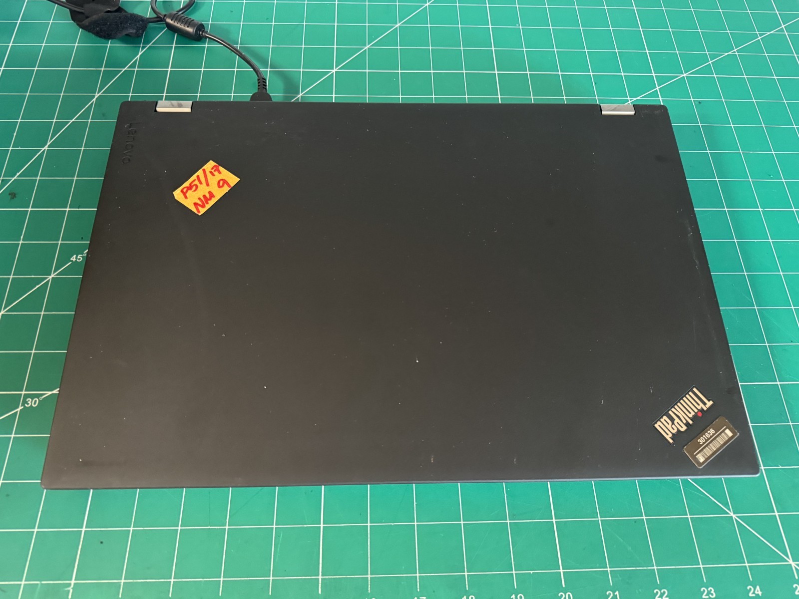 Lenovo P51 15″ i7 7820HQ 2.9GHZ 8GB RAM (NO SSD,CADDY,AC ADAPTER,OS)