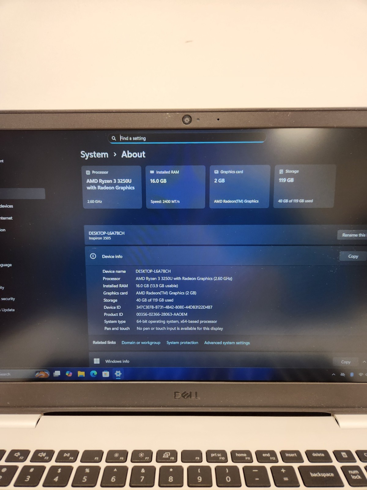 Dell Inspiron 3505 AMD Ryzen 3 3250U, 16GB RAM, 120GB NVME, Win11 #0484