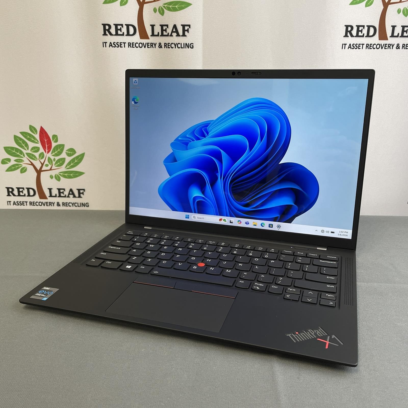 Lenovo ThinkPad X1 Carbon Gen 9, Core i7-1185G7 16GB 512GB NVMe, Windows 11 Pro