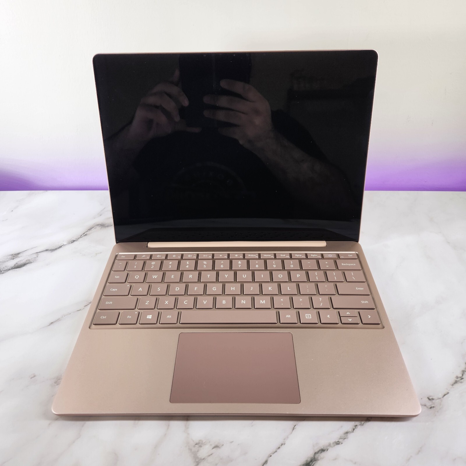 Microsoft Surface Go 12.4″ Core i5 8gb Sandstone Windows Laptop 1943
