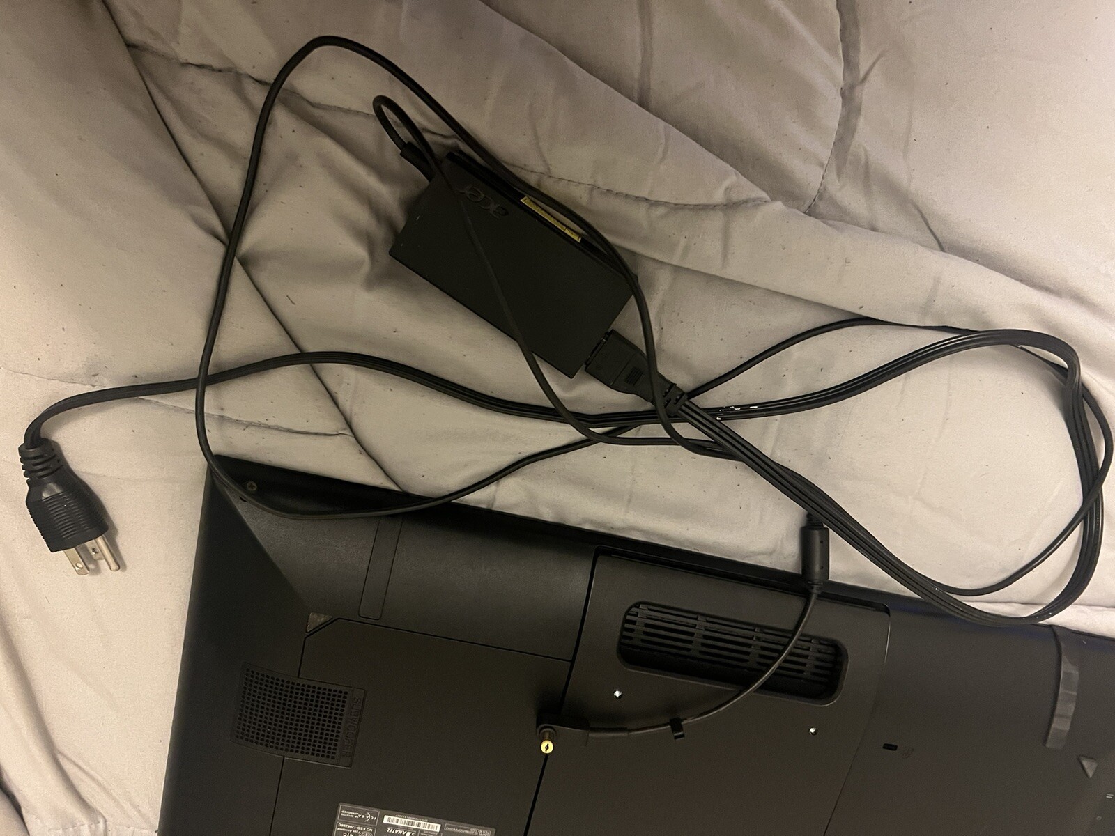 Acer Aspire Z1-621 21.5” Full HD Touchscreen All-In-One Computer