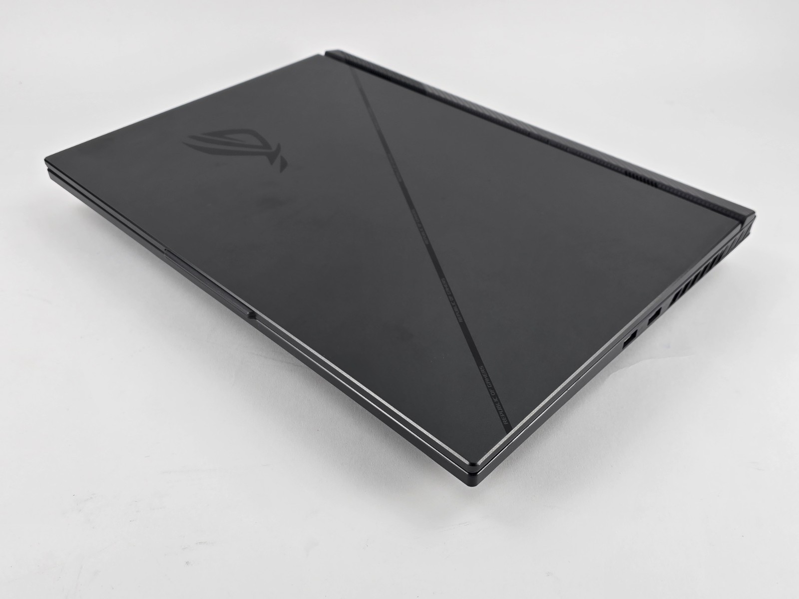 ASUS ROG Strix G18 QHD+ 240Hz (Core i9-14900HX, 32GB, 2TB SSD, RTX 4080) – Used