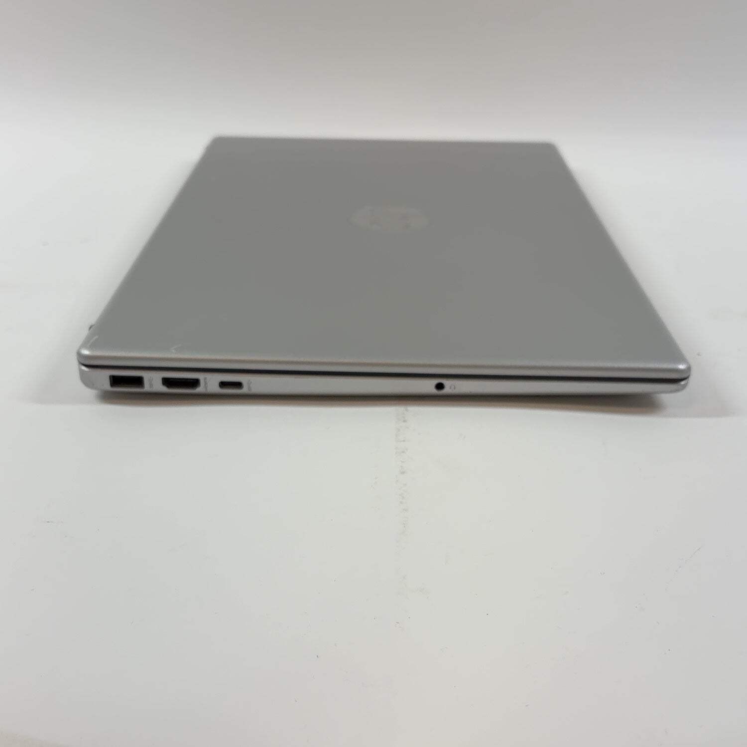 HP Laptop 17-CP2025DX 17.3″ Ryzen 5 7520U 2.8GHz 16GB RAM 256GB SSD