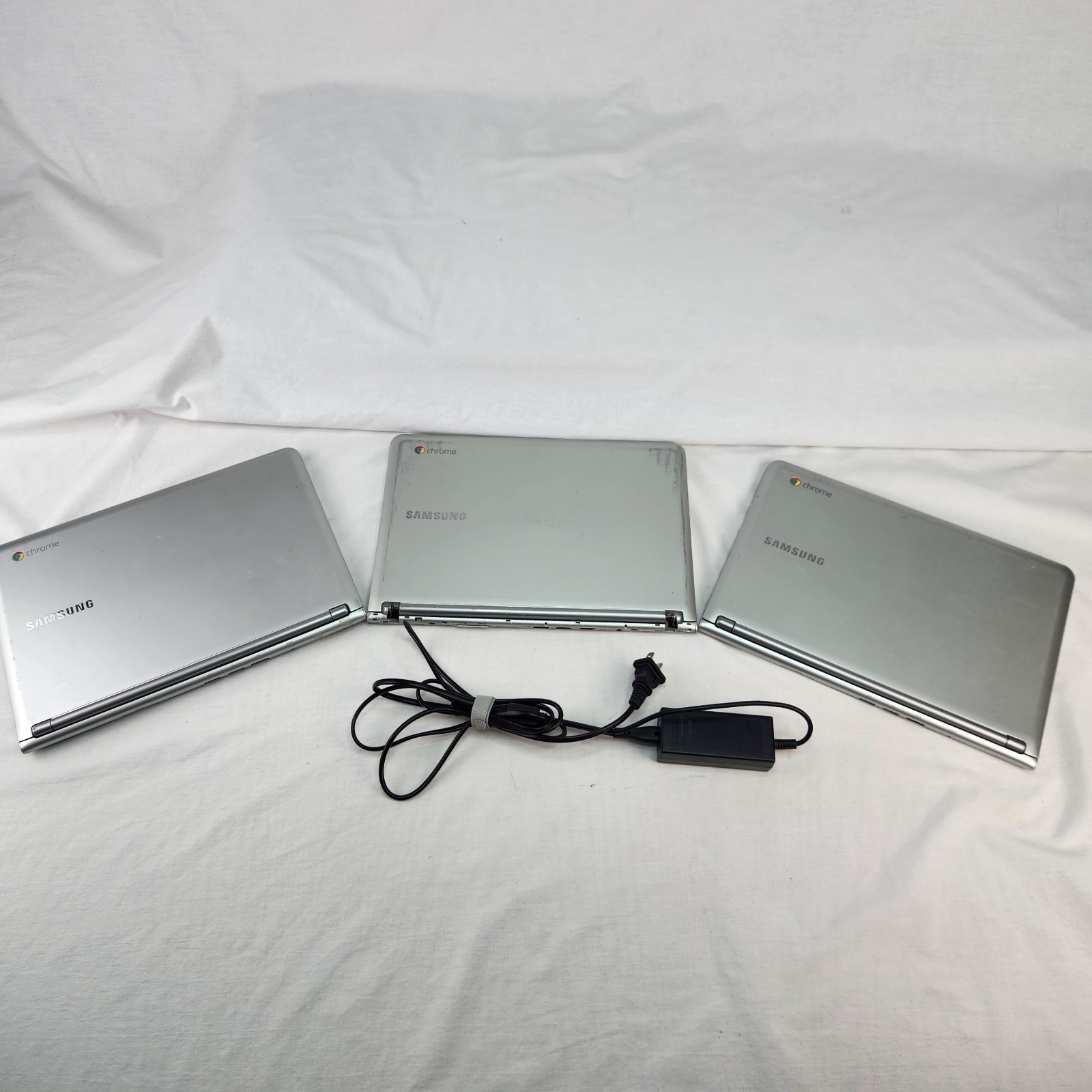 Lot of 3 Samsung Chromebooks XE303C12 11.6″ Unknown Specifications Please Read