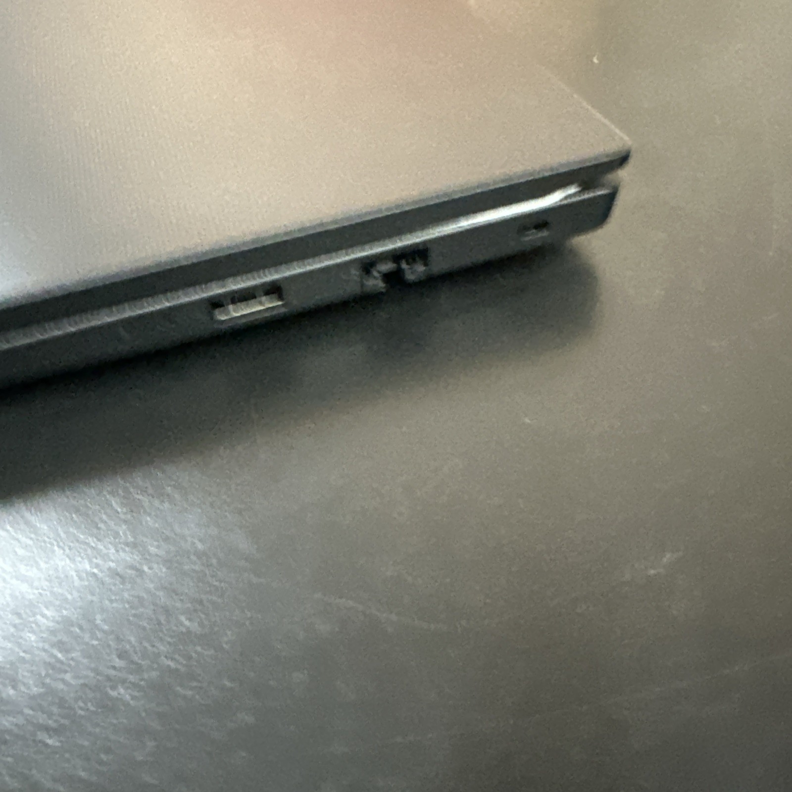Lenovo V15 G5 Gen 5 Laptop 15.6″ Intel Core 7 240H 16GB 1TB – Black