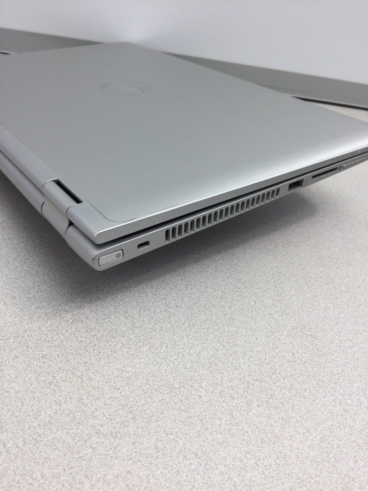 HP ENVY X360 M6 CONVERTIBLE i5-6200U 2.30GHz 8GB RAM 256GB SSD Wi 11 pro 15.5”