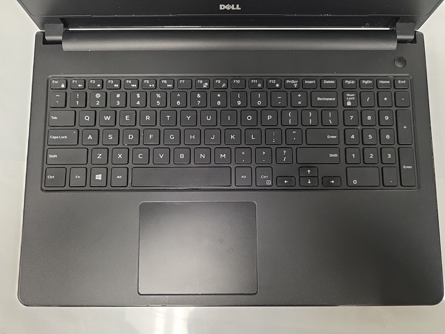 Dell Inspiron 5558 laptop |2GB RAM|NO HDD| Intel core i3- 5015U