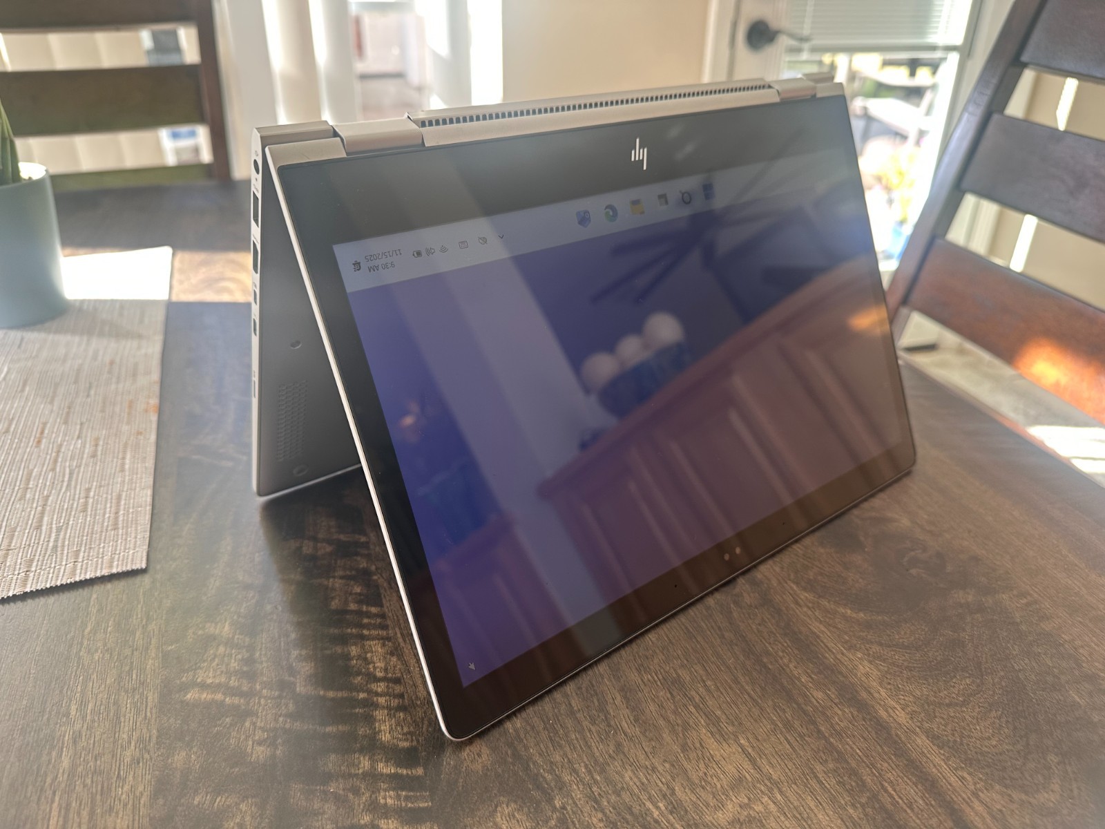 HP EliteBook X360 1030 G2 13.3″ Touchscreen i7-7600U 512GB SSD 16 GB RAM Win 11P