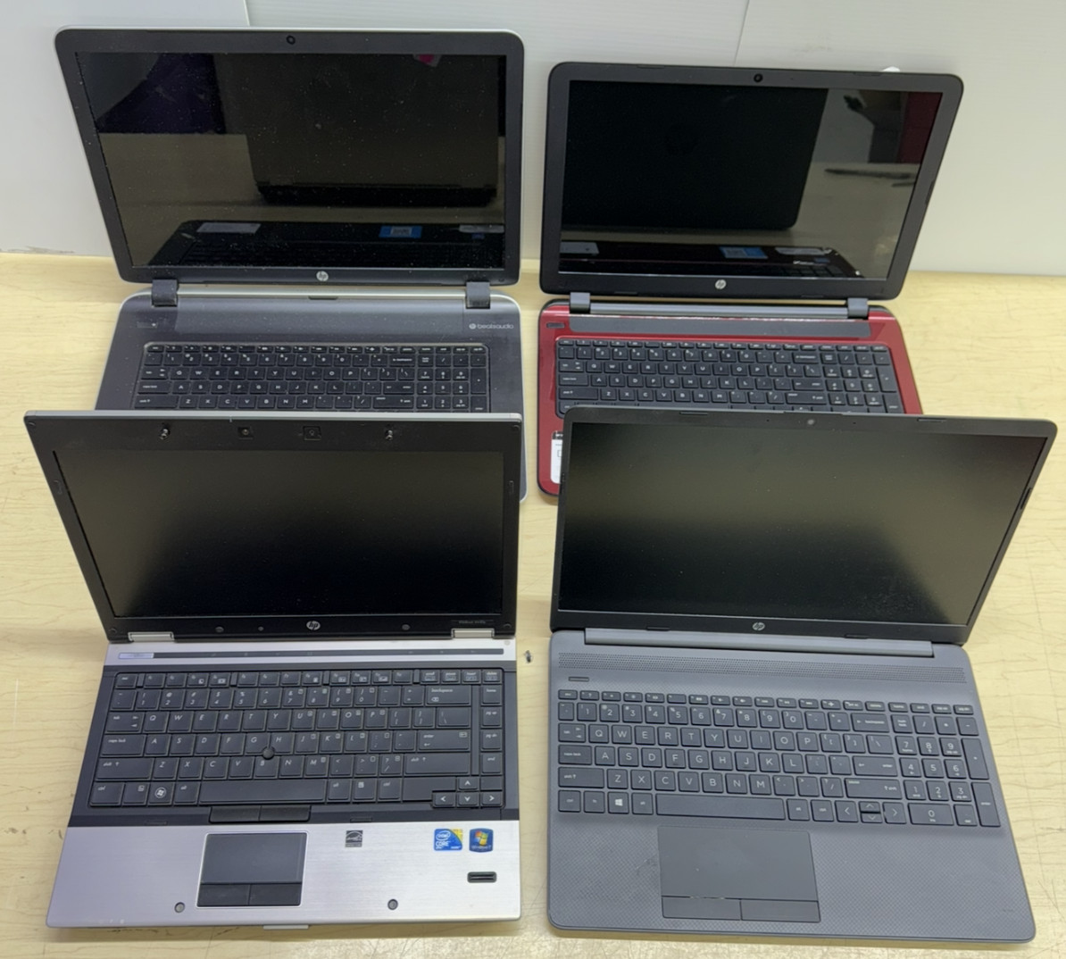 Lot of 4 HP Laptops (PARTS/REPAIR)