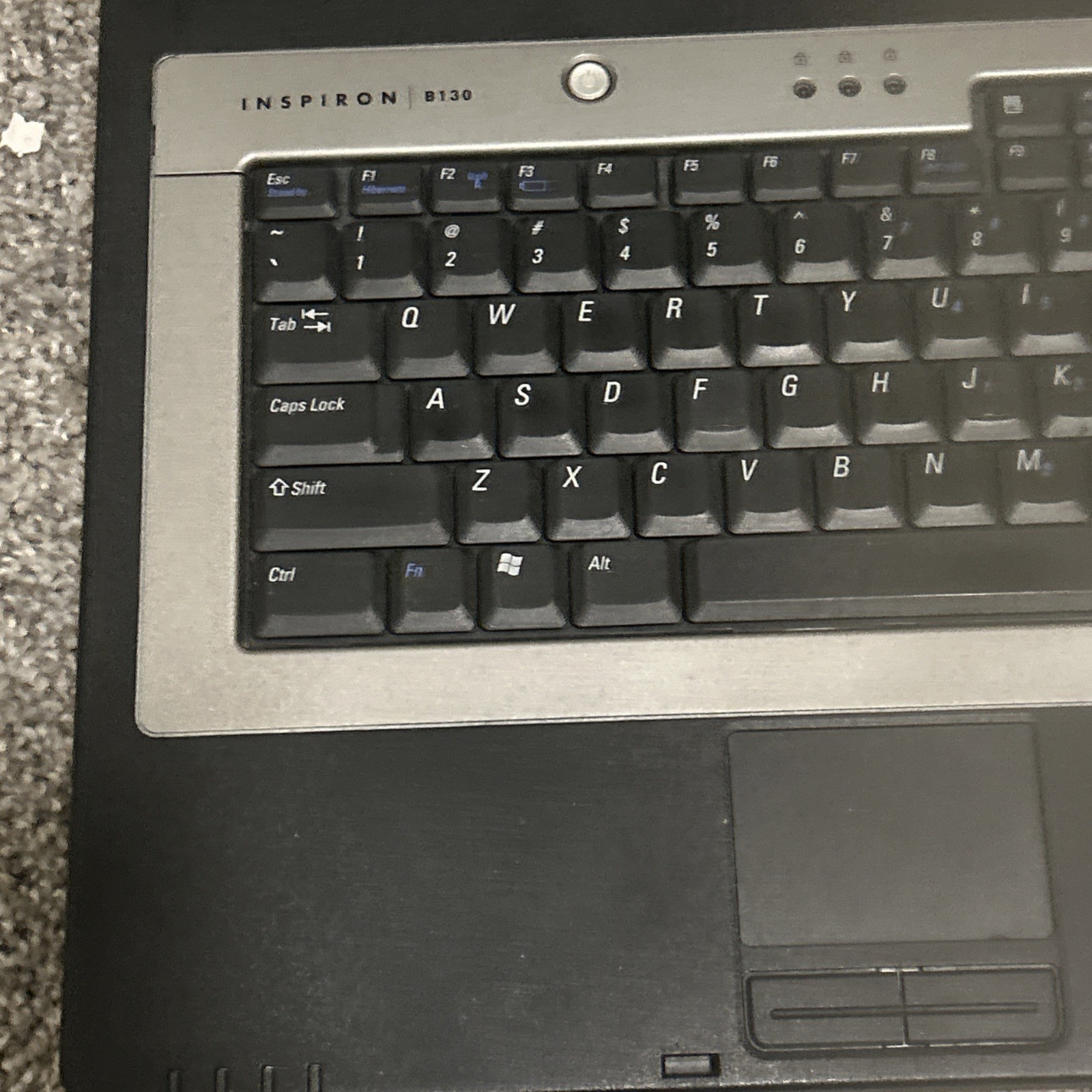 Dell Inspiron B120 Laptop Model PP21L Windows XP Home ***UNTESTED****