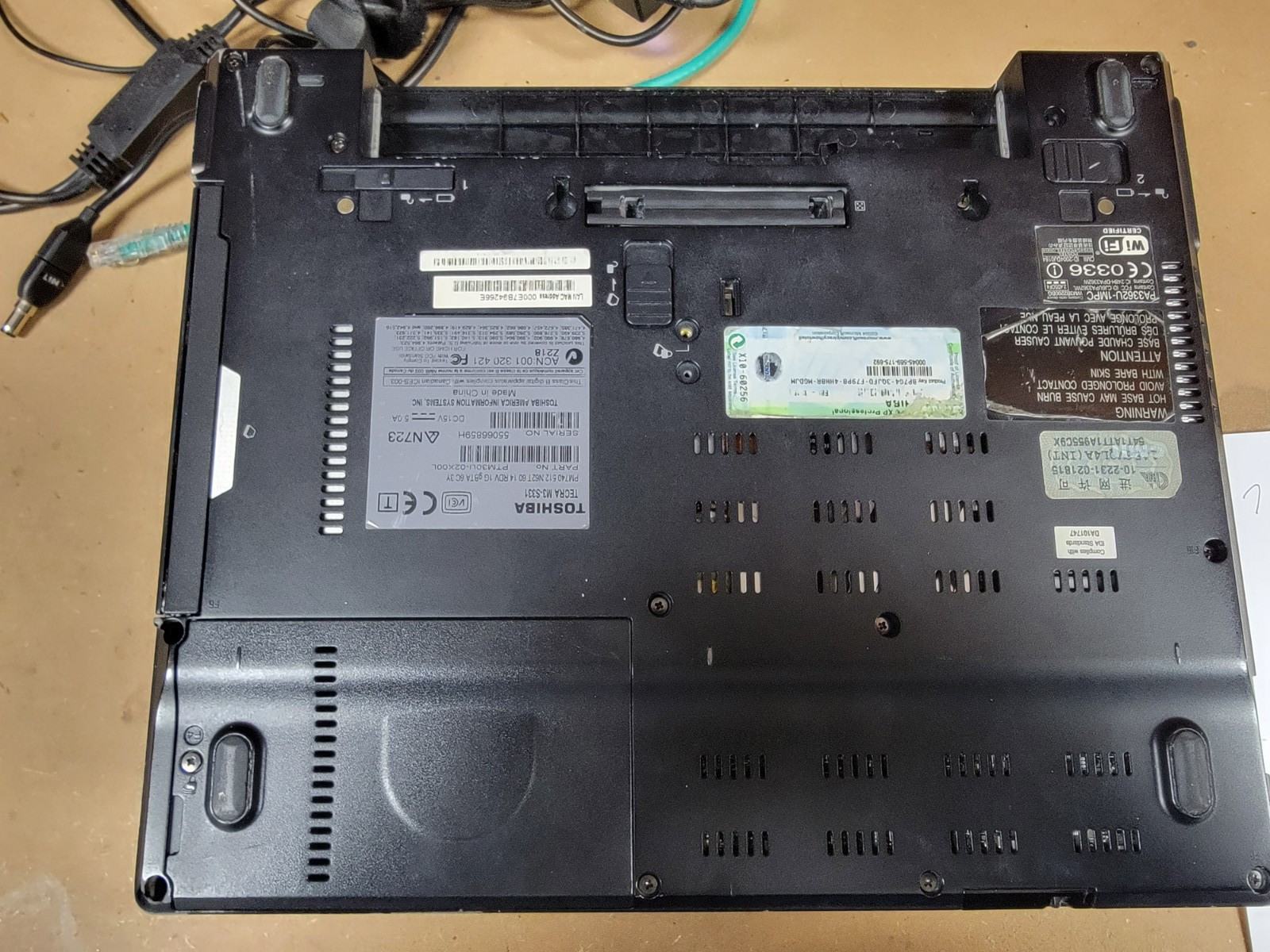 TOSHIBA TECRA M3-S331 – NO HDD – NO BATTERY – PARTS OR REPAIR