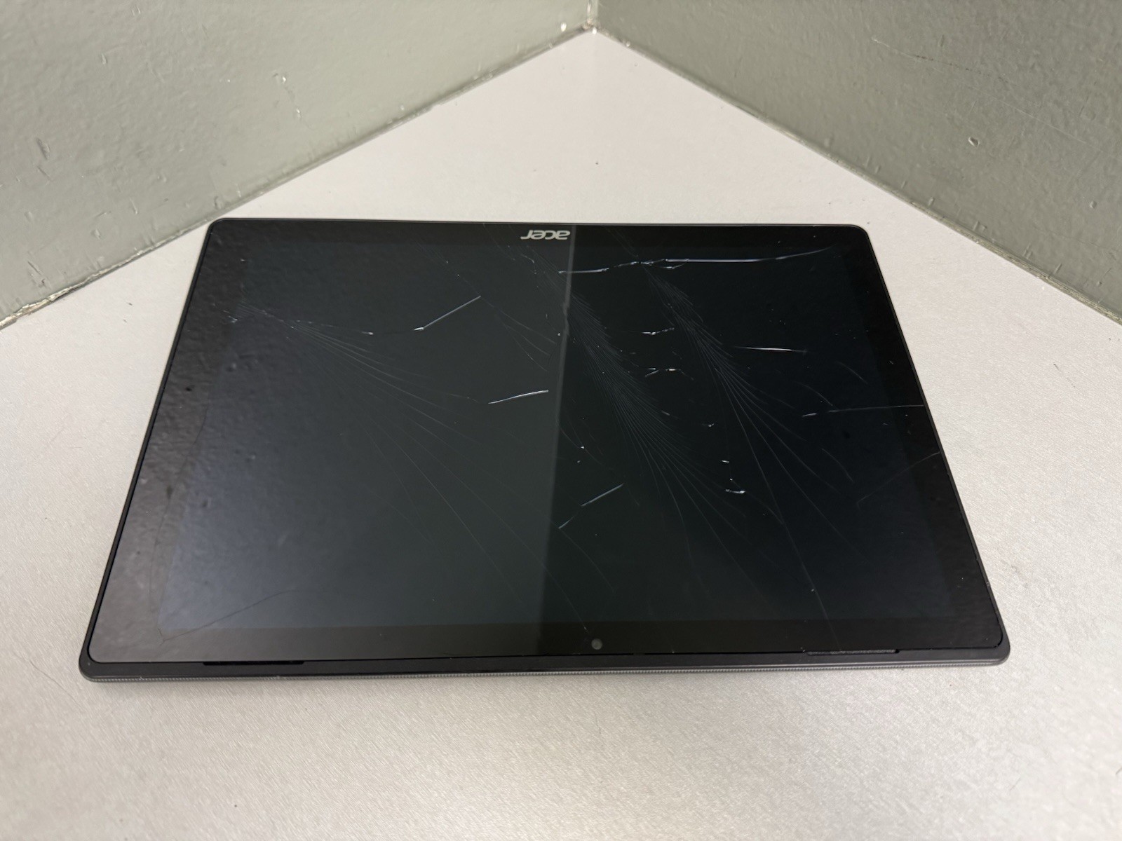 Acer Switch 5 2-in-1 N17P5 Core i3-7130U 2.70GHz 128GB 4GB Ram #5