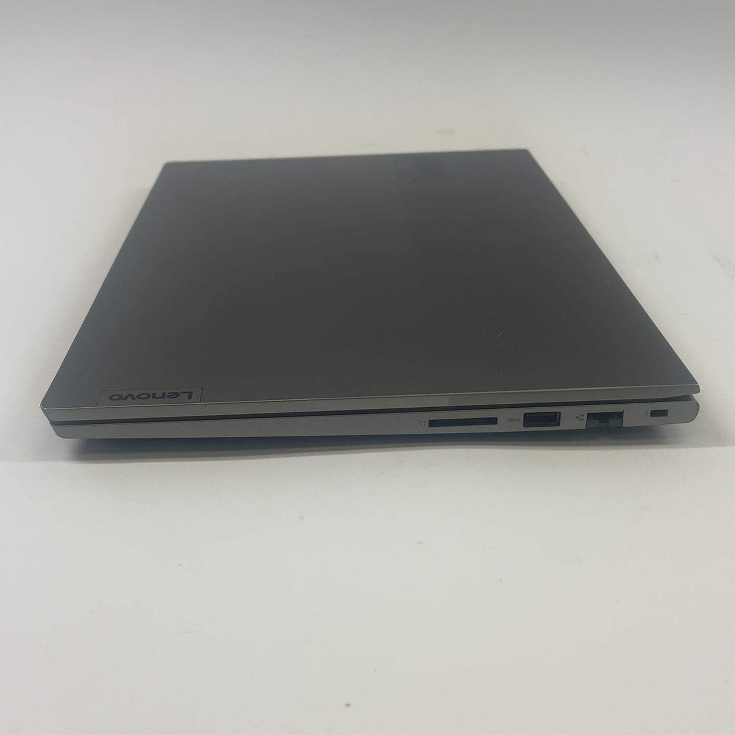 Lenovo ThinkBook 15 Gen 4 ABA 15.6″ Ryzen 5 5625U 2.3GHz 16GB RAM 256GB SSD
