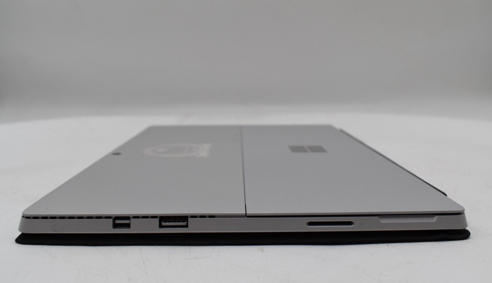 MicroSoft SURFACE PRO 4 1724 i5-6300U 2.40GHz 8GB RAM 256GB SSD Win 11 Pro +Key
