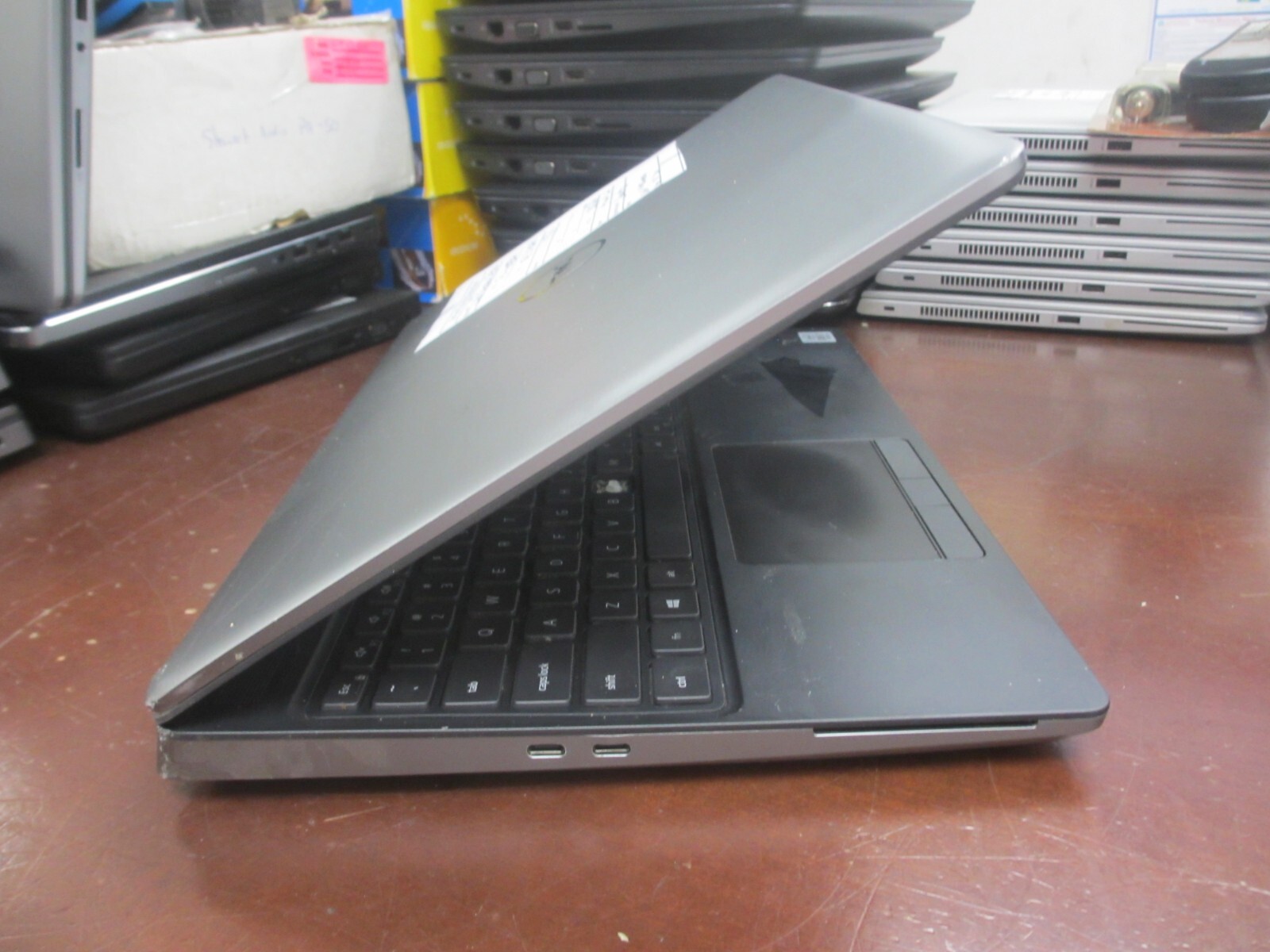 DELL PRECISION 7550 i7-10850H 2.70Ghz 32GB 512GB M2 SSD Ubuntu Laptop w/ AC ##@@