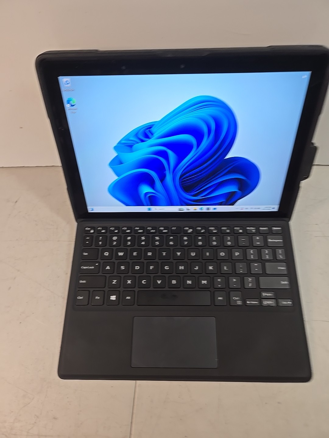 Dell Latitude 5290 2-in-1 i5-8350U 1.7GHz 8GB RAM 128GB SSD Win11
