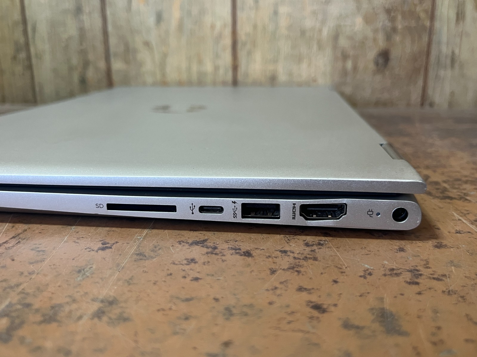HP Envy x360 15-aq166nr 15.6″ 4K Touch Win 11 Laptop i7 7th 12gb 128gb 1tb HDD