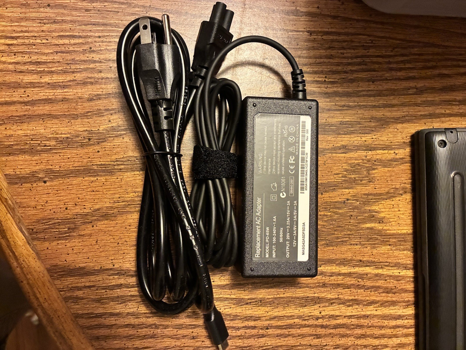 Lenovo 300e 2nd Gen. 2 In 1. 4GB RAM, 64GB Storage, Intel Celeron. Restored.