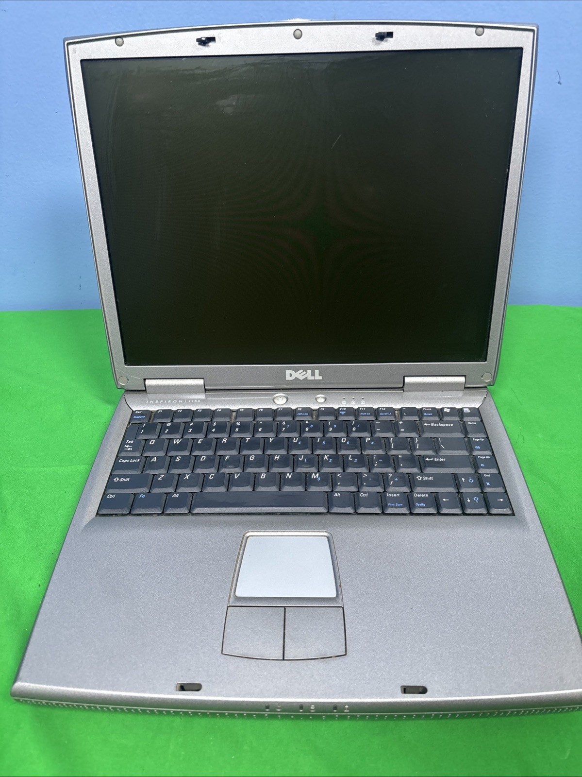 Dell Inspiron 1150 PP08L Laptop Intel Celeron, Vintage Retro, As-Is UNTESTED