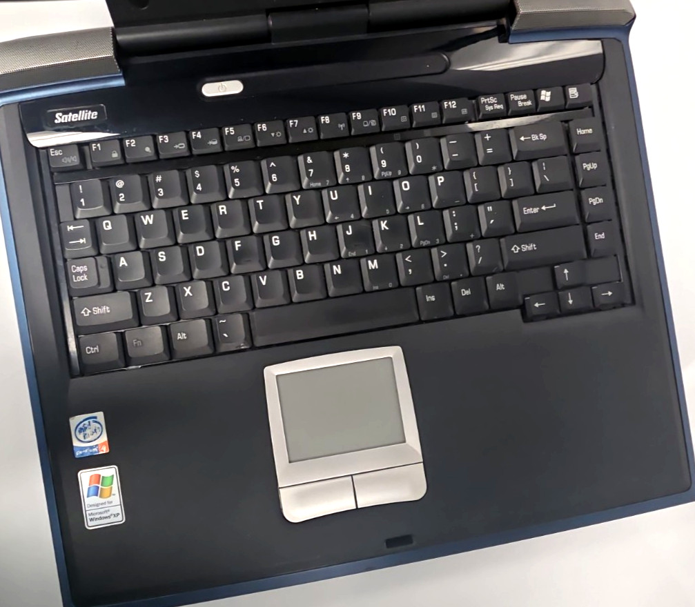 Toshiba Satellite A25-S3072| Laptop| 15″| 1024 × 768| No HDD| No RAM| For Parts