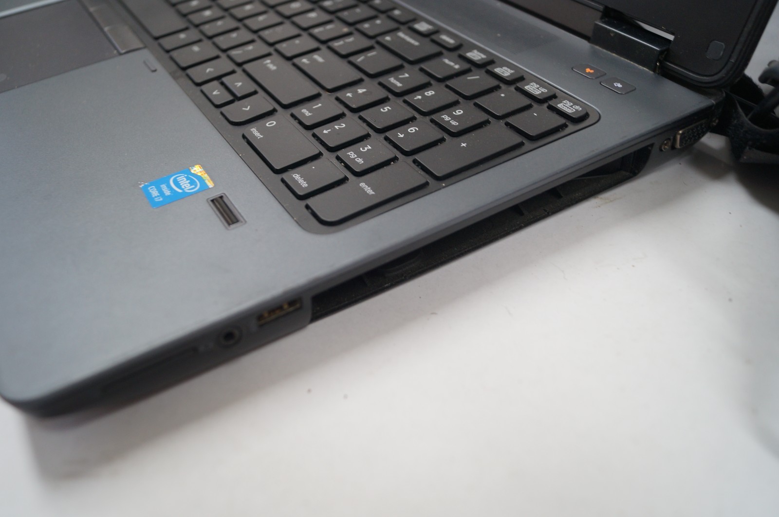 HP HSTNN-C77C ZBook 15 15.5″ 8GB RAM 2.4GHz No HD No Battery WORKING PoR E113