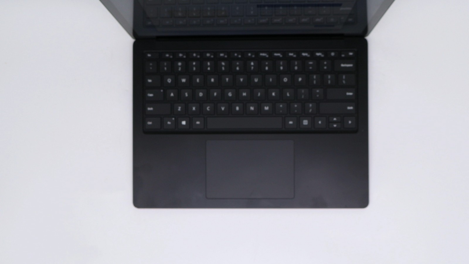 Microsoft Surface Laptop 3 14″ i7-1065g7 16GB 512GB – Good