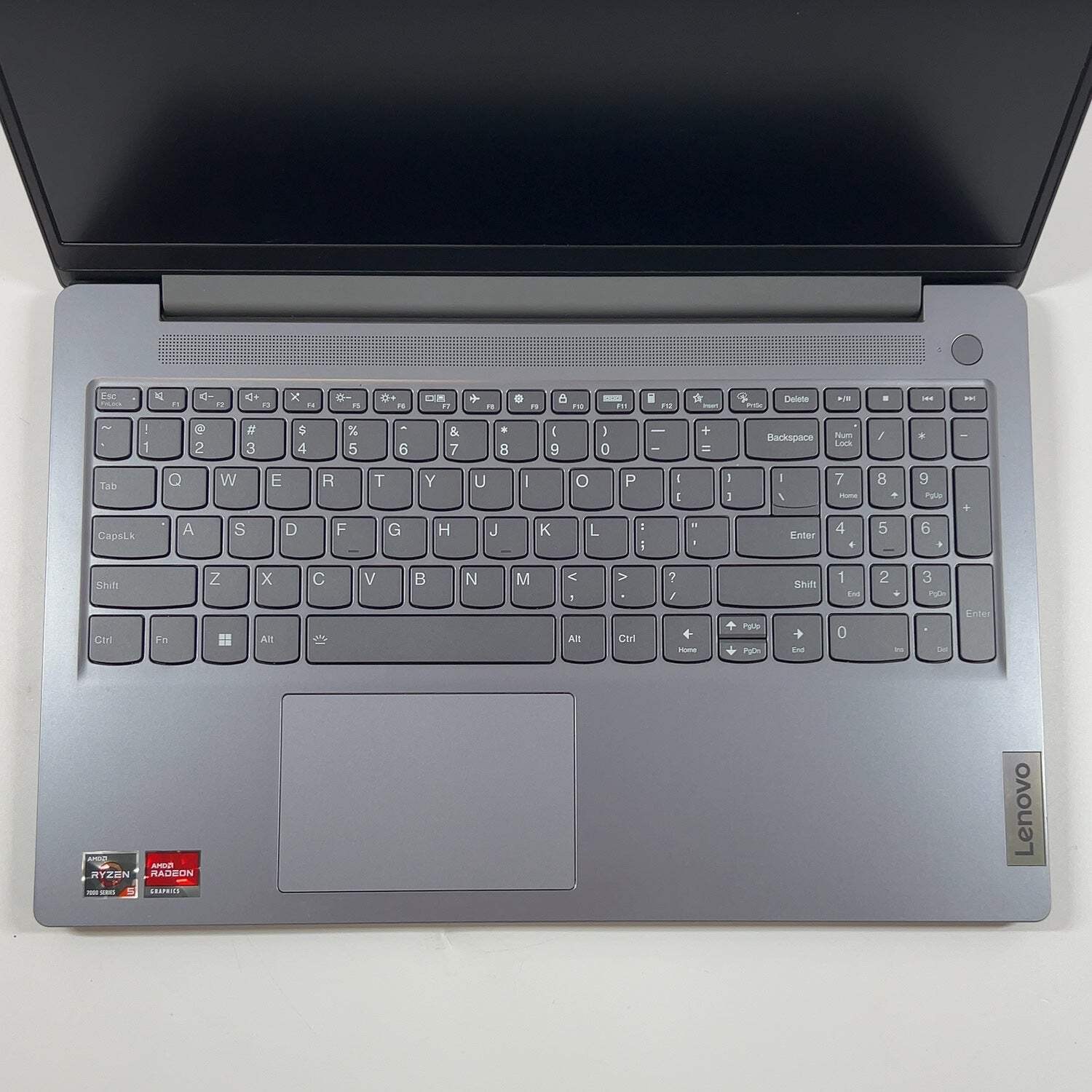 Lenovo IdeaPad Slim 3 15amn6 15.6″ Ryzen 5 7520U 2.8GHz 250GB SSD