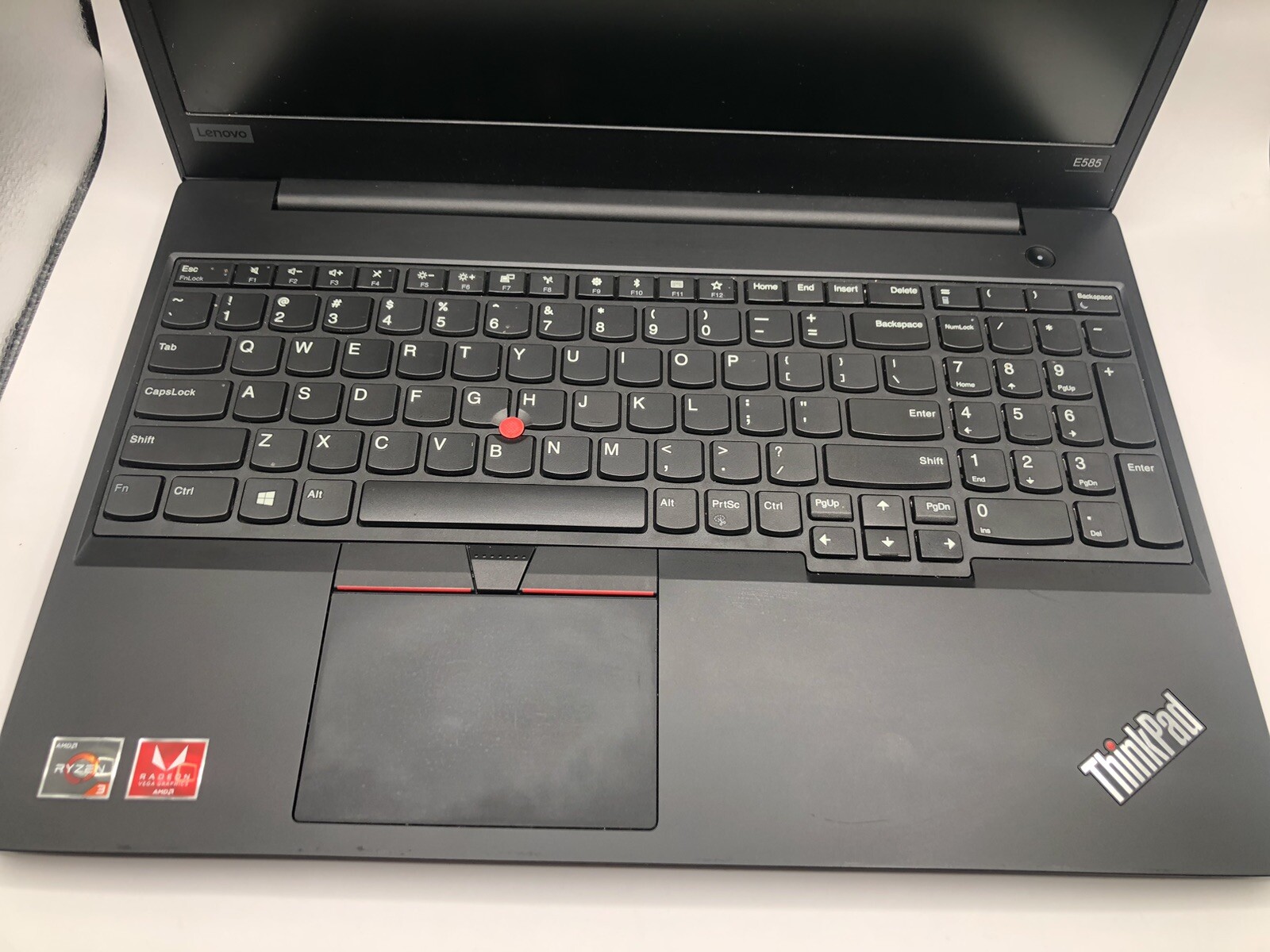 Lenovo Thinkpad E585 AMD Ryzen 3 2200U 2.50GHz 512GB SSD 8GB RAM Windows 10 Pro