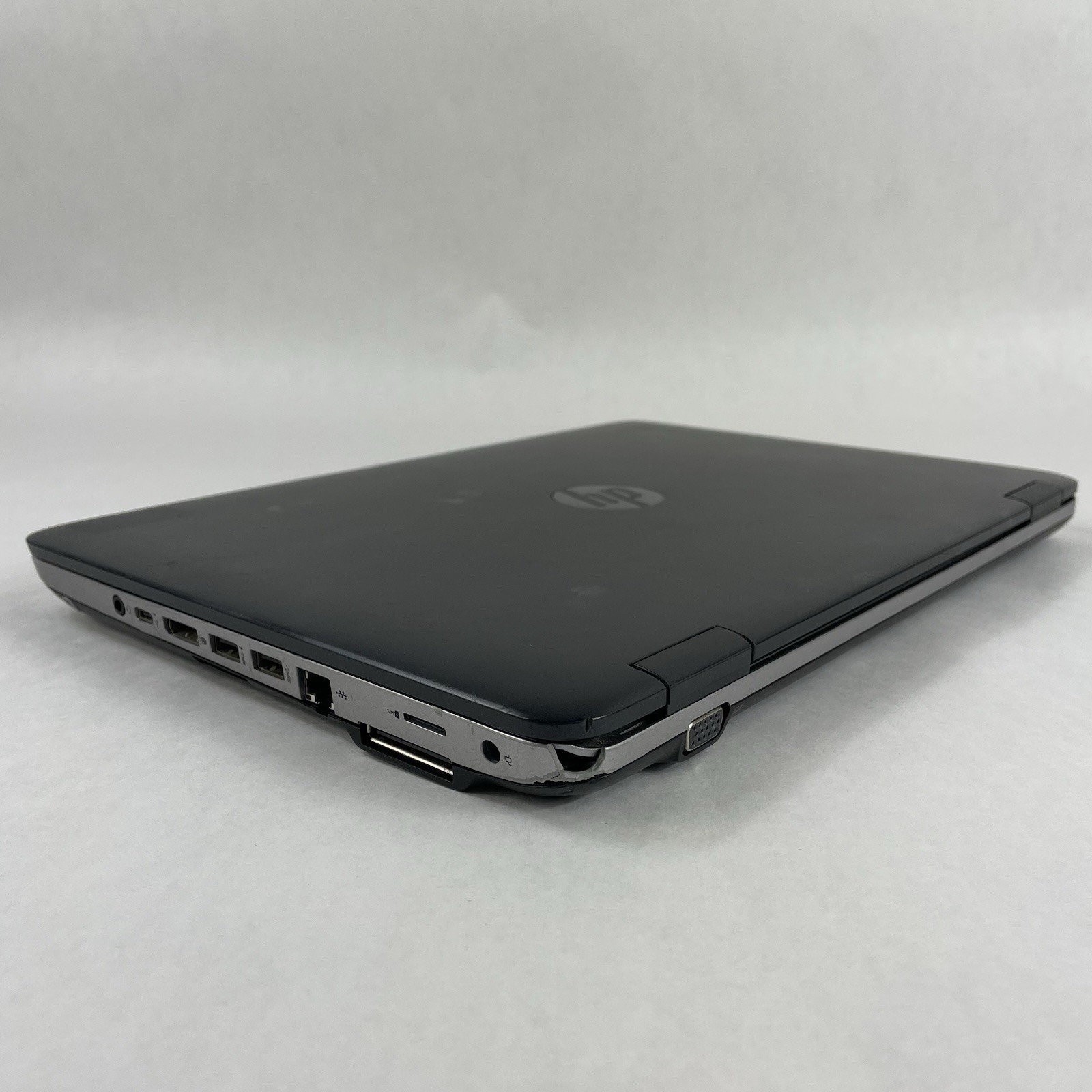 HP ProBook 640 G3 14″ i5-7200U 2.50 GHz 8 GB RAM No SSD/OS/AC/Batt – Bad Corner