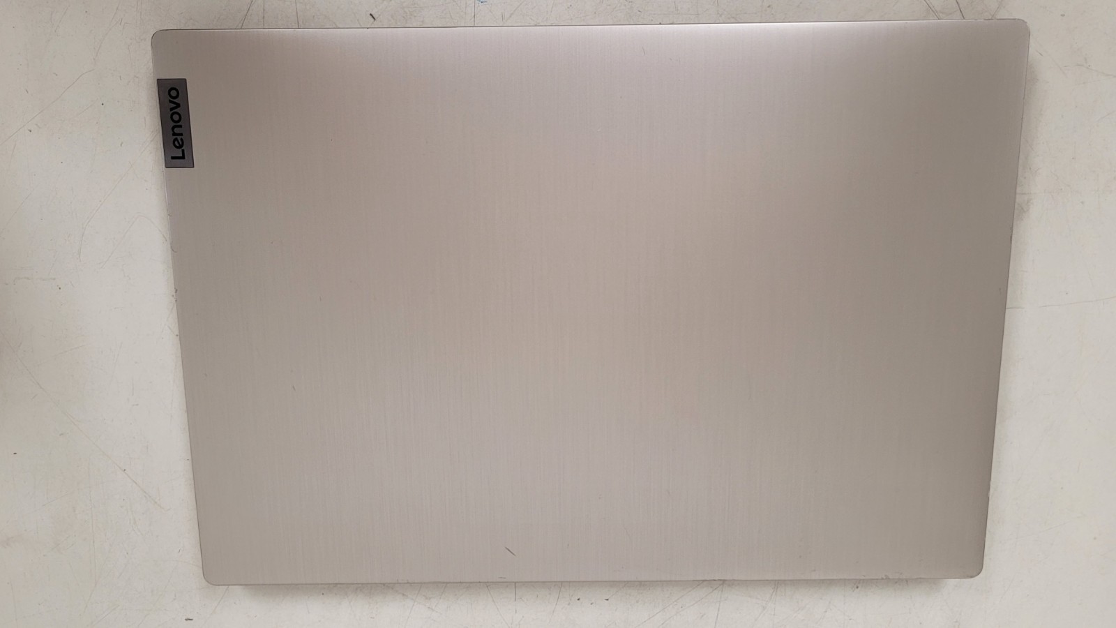 Lenovo IdeaPad 3 15IML05 15.6″ pentium 6405u 2.4ghz 8gb ram 250gb ssd PF29F3BW