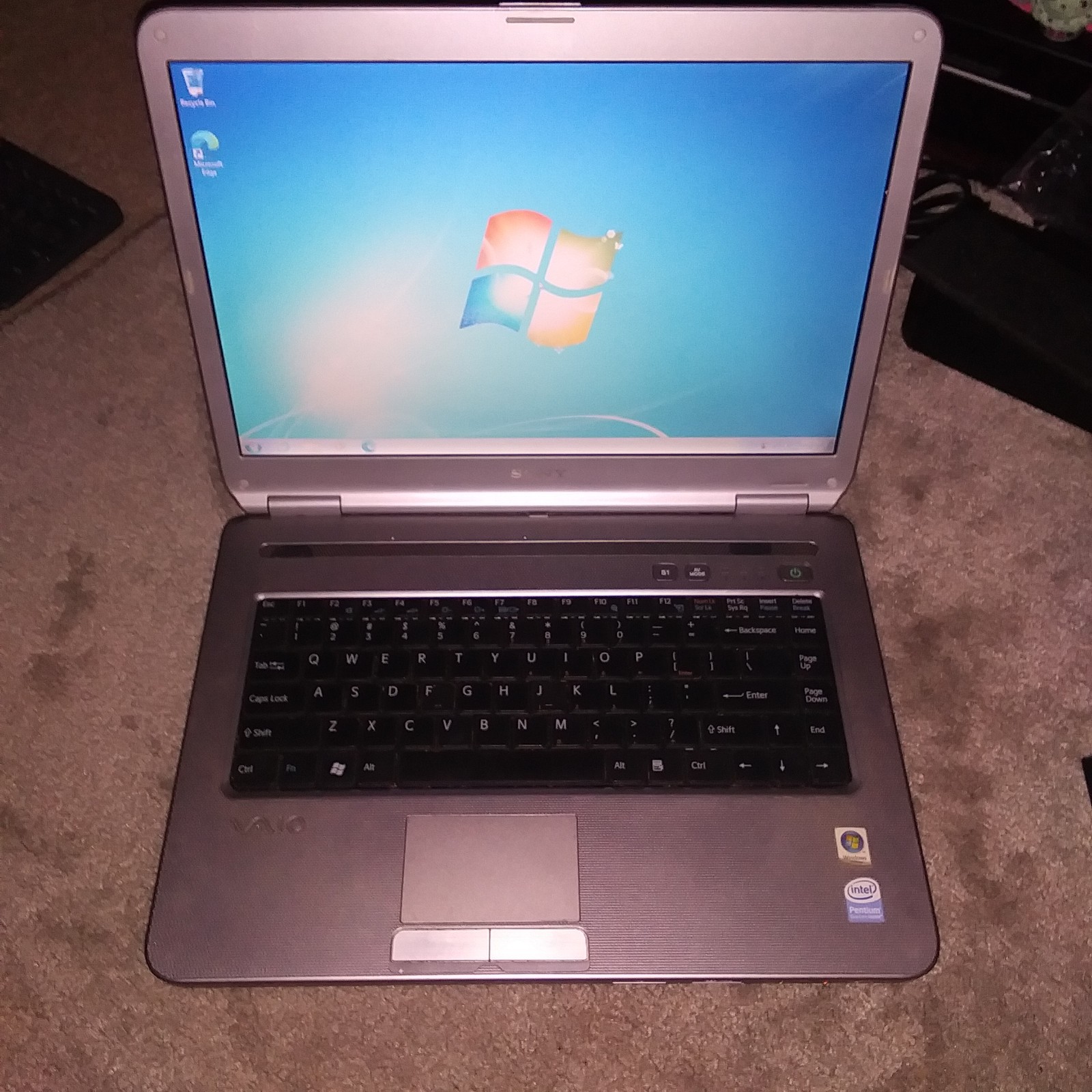 Compaq Presario CQ57 CQ57-339WM Intel Celeron B800 Laptop NO POWER CORD