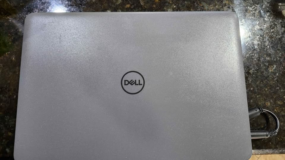 Dell Latitude 3140 Laptop 11.6” HD+ Intel N100 4GB RAM 128GB W11P with charger.